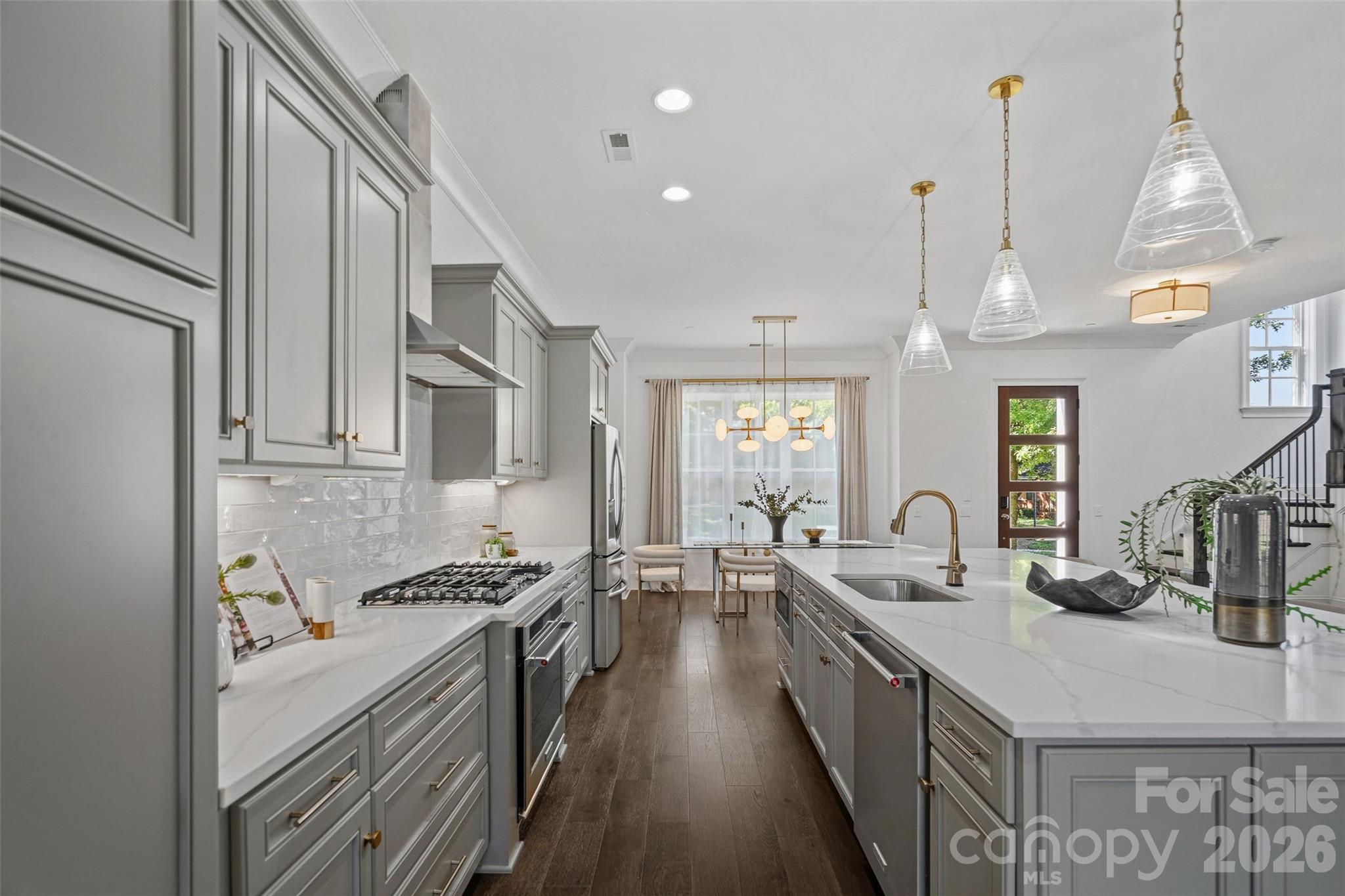 2023 Lynnwood Drive — Charlotte