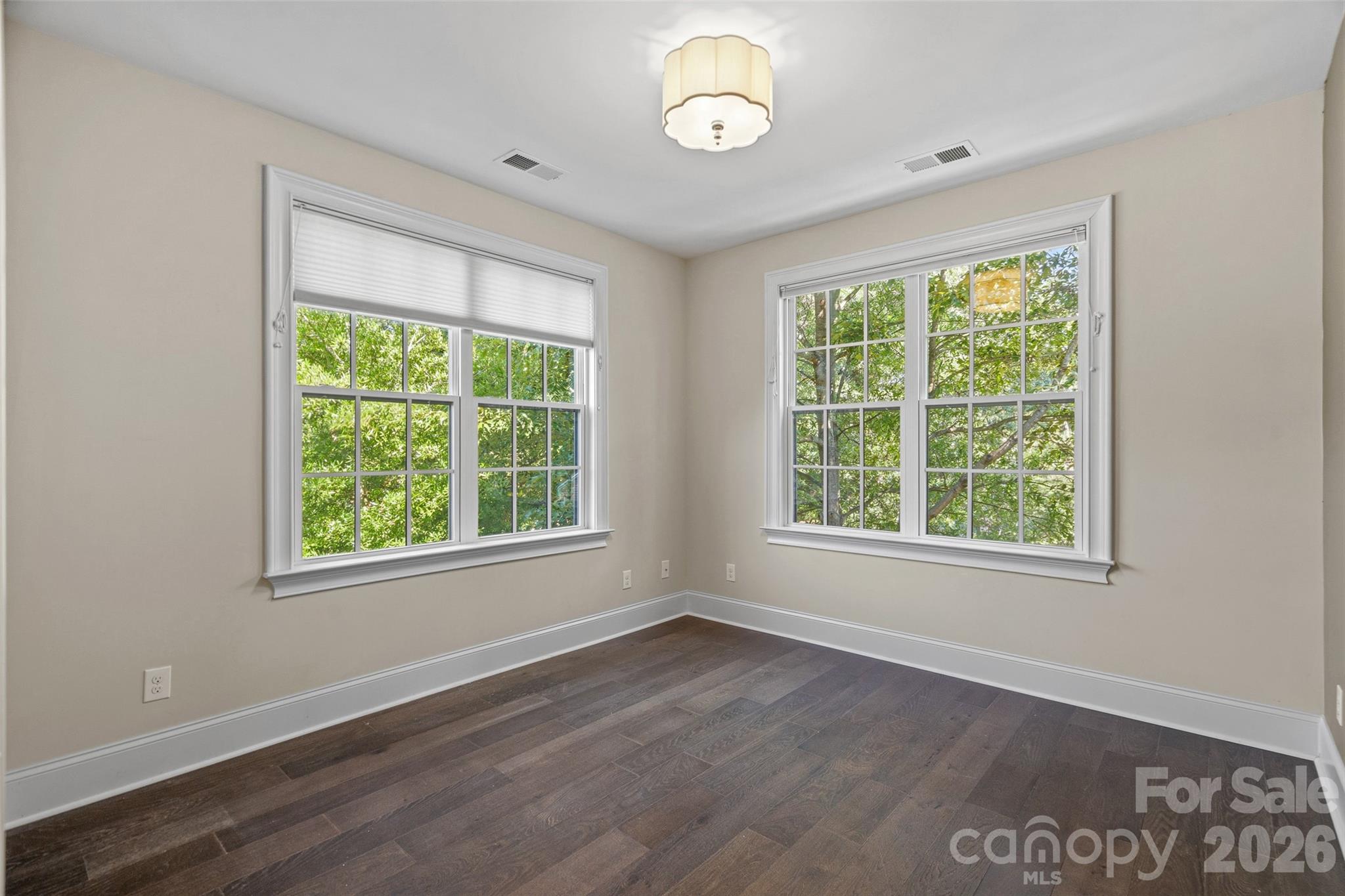 2023 Lynnwood Drive — Charlotte