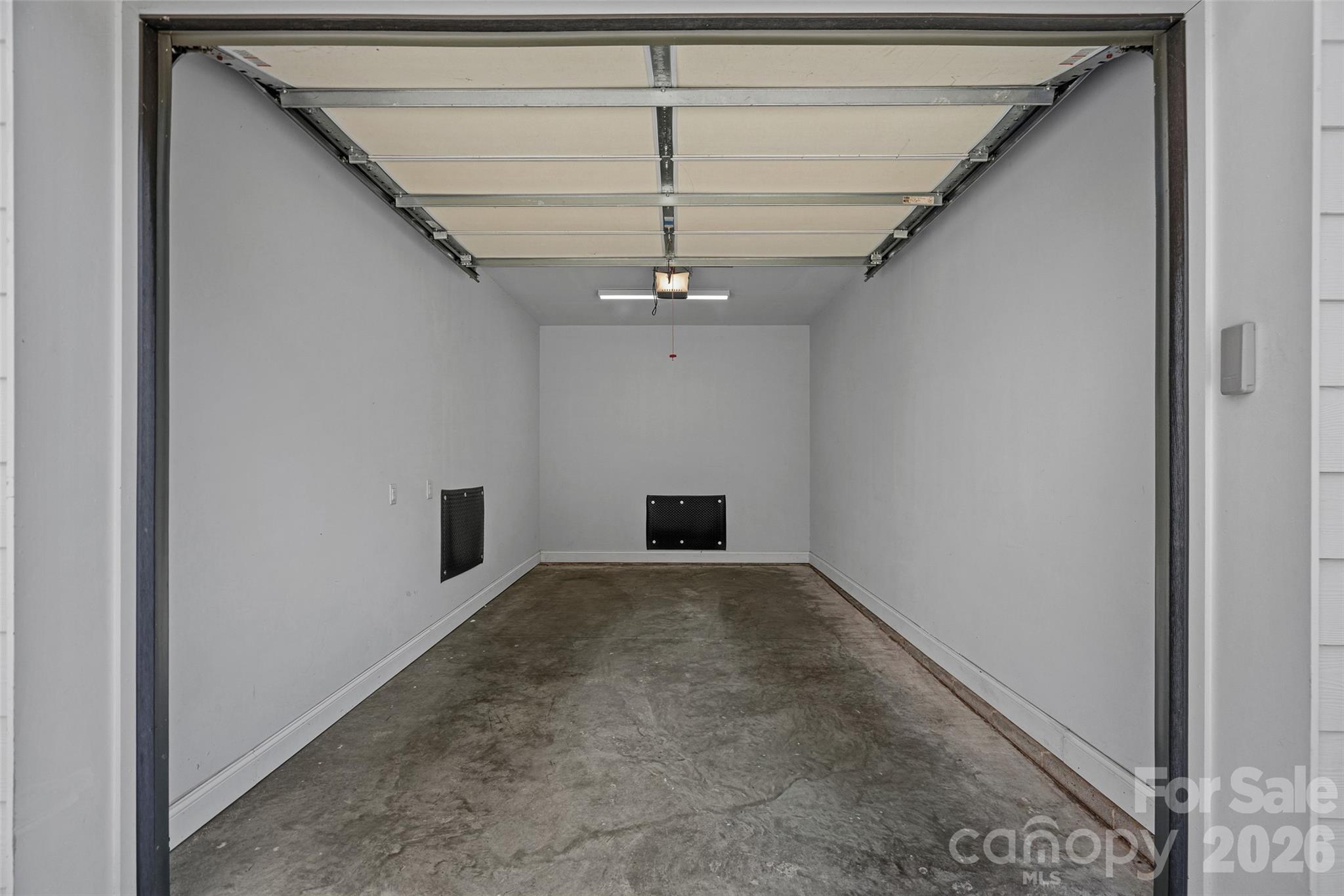2023 Lynnwood Drive — Charlotte