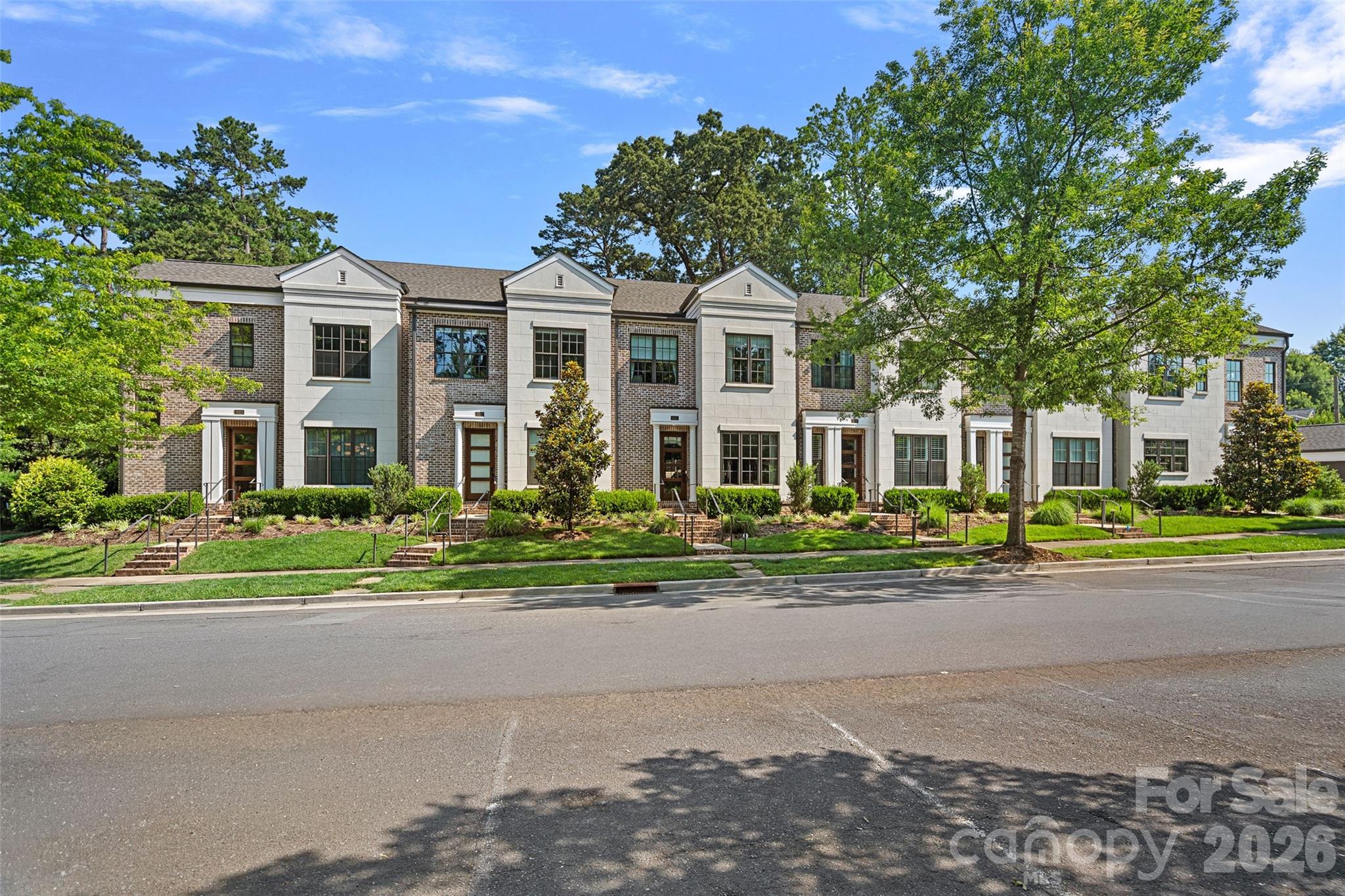 2023 Lynnwood Drive — Charlotte