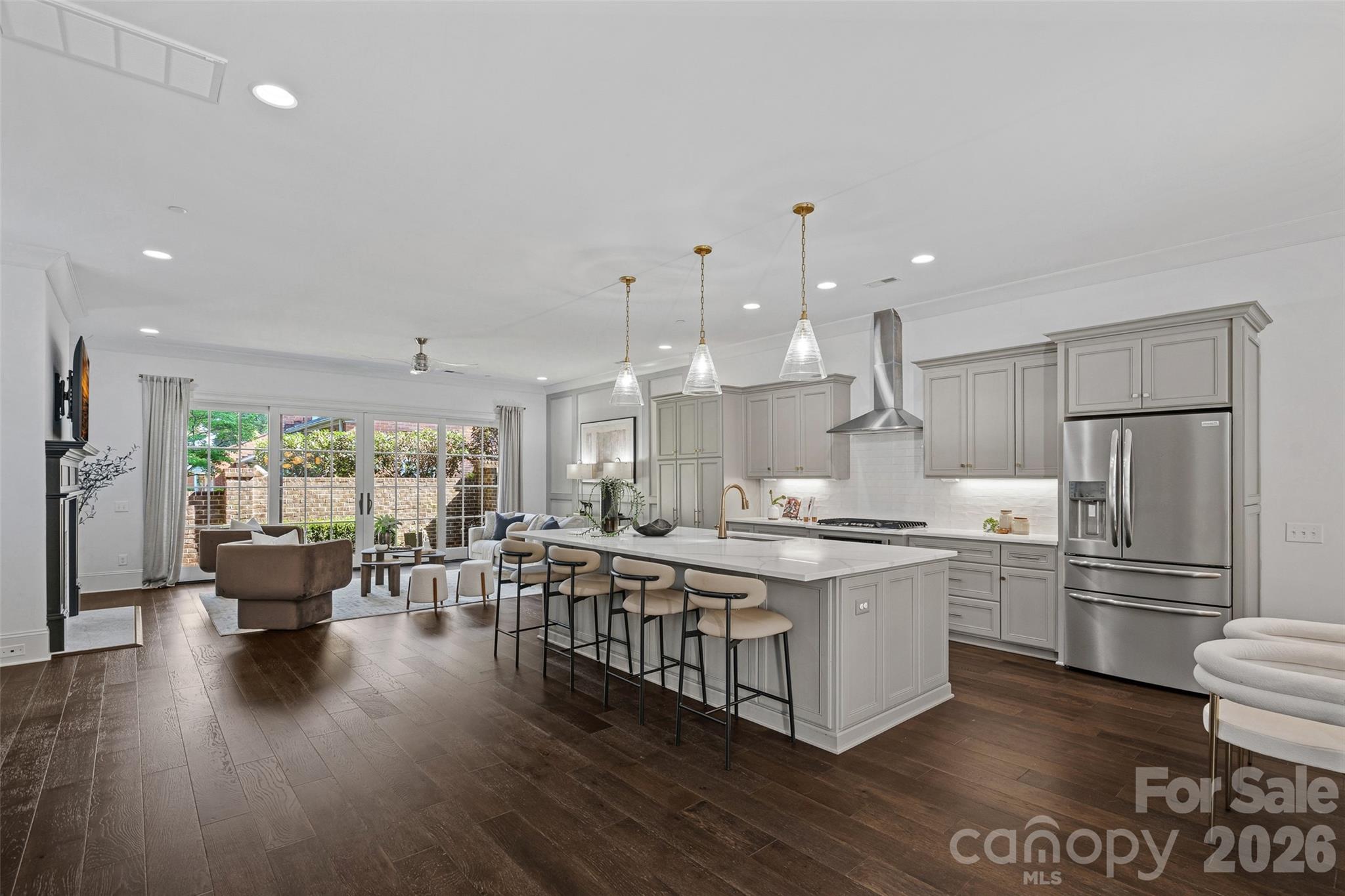 2023 Lynnwood Drive — Charlotte