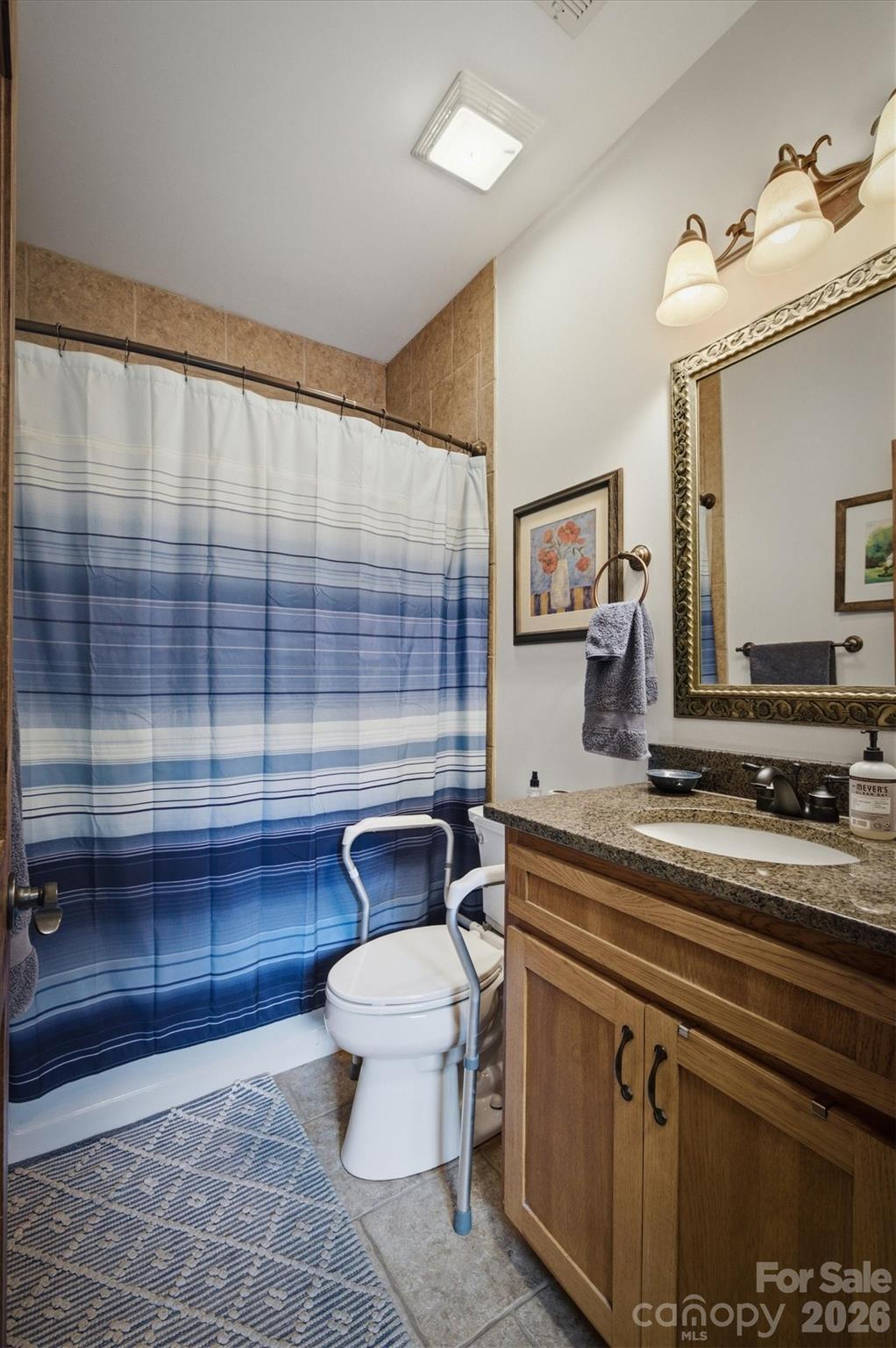 2185 Cottage Park Road — Morganton