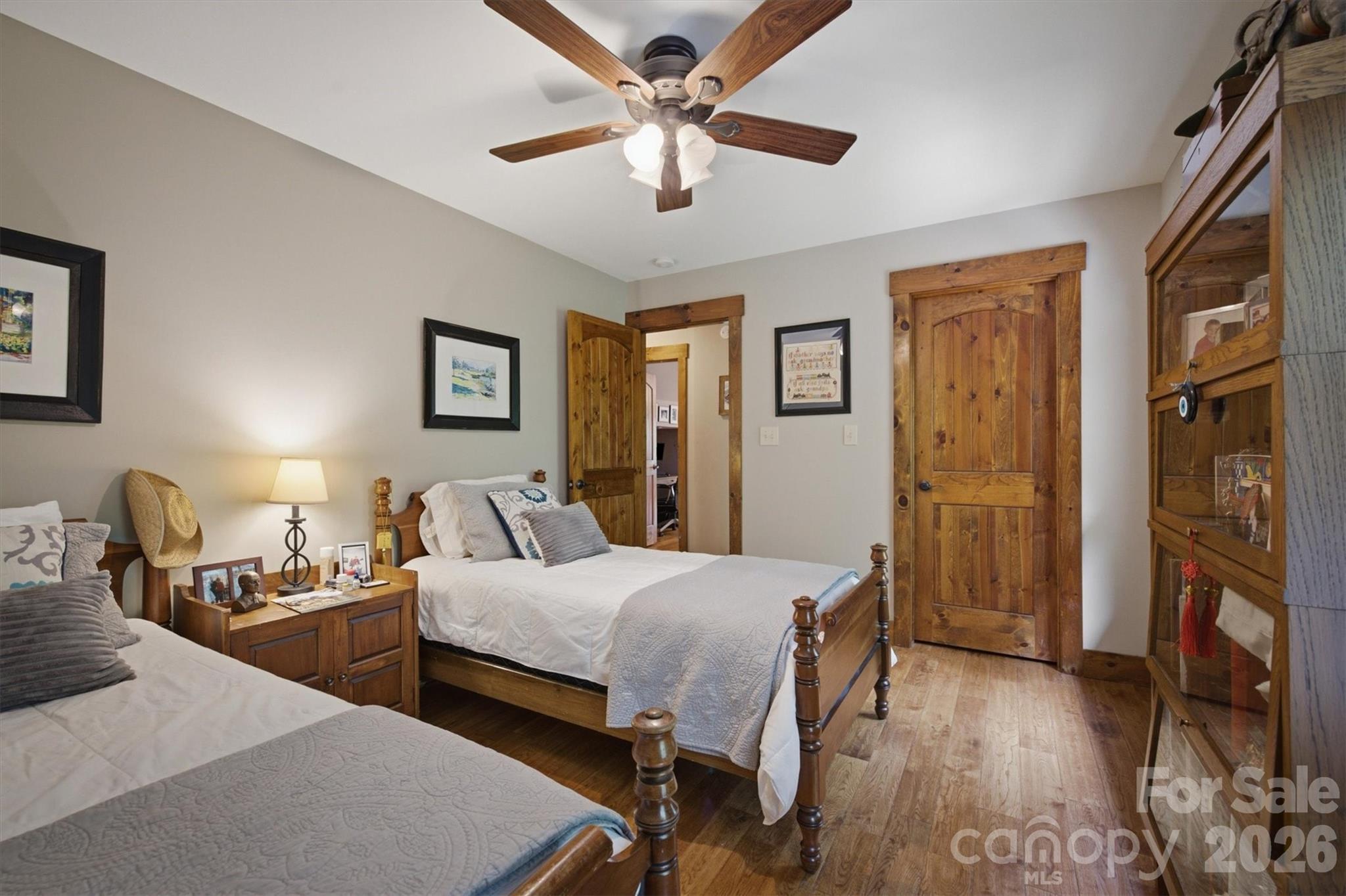 2185 Cottage Park Road — Morganton