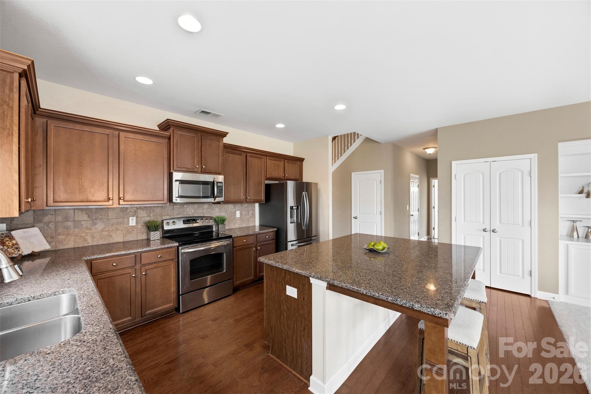 10974 Aspen Ridge Lane NW — Concord