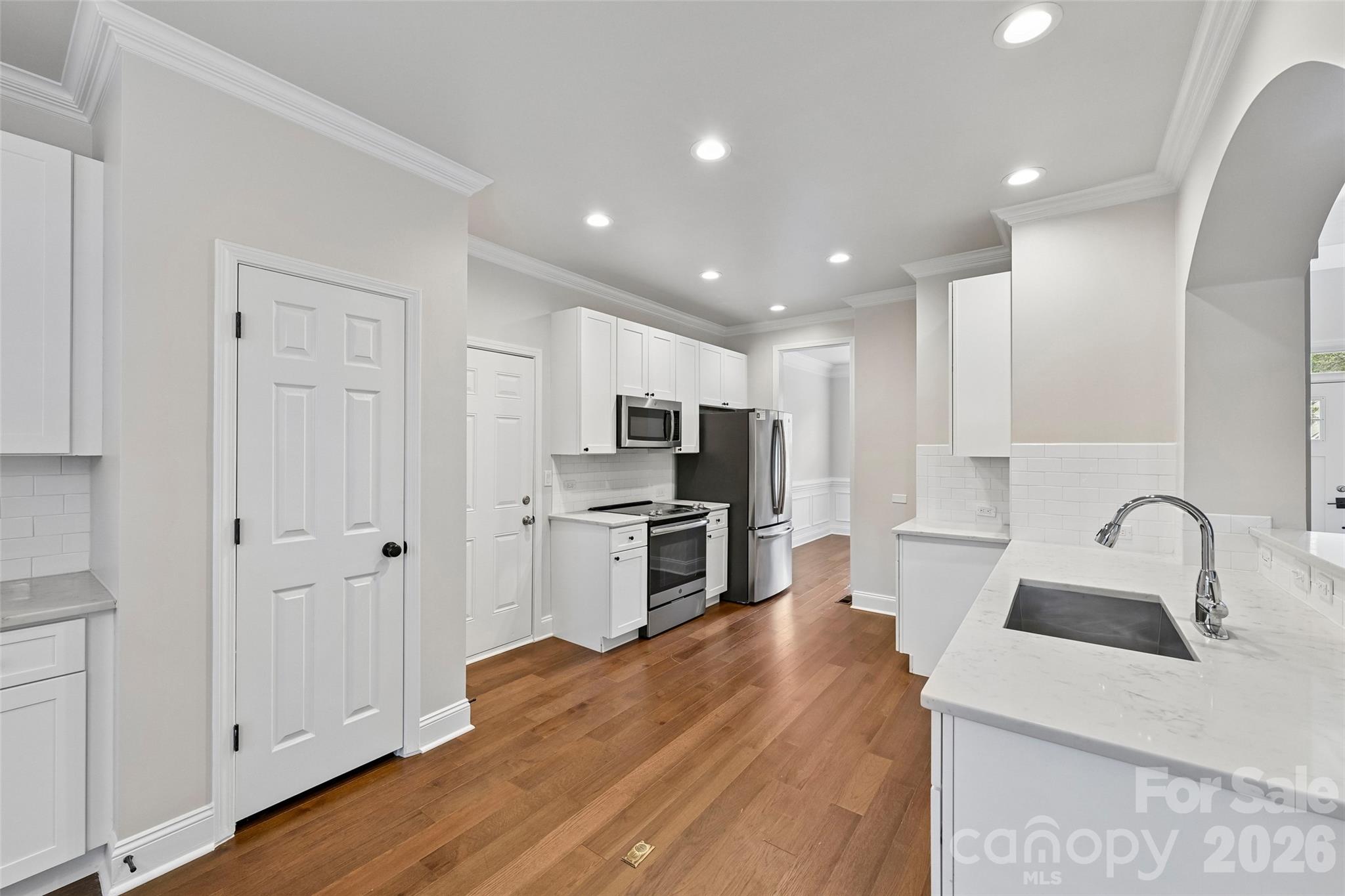 2825 Chip Shot Drive — Matthews