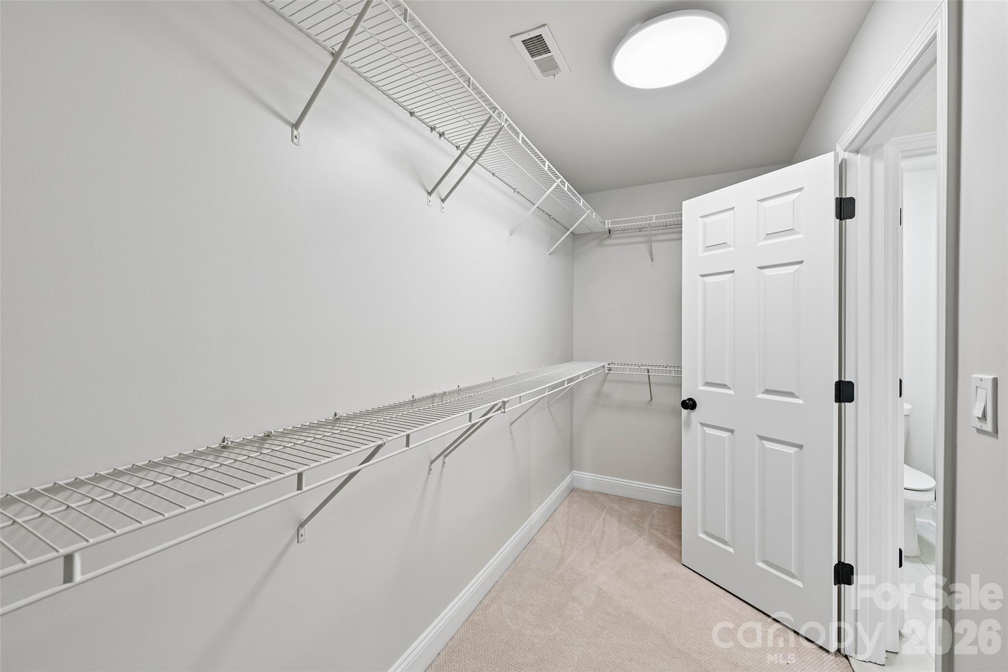 2825 Chip Shot Drive — Matthews