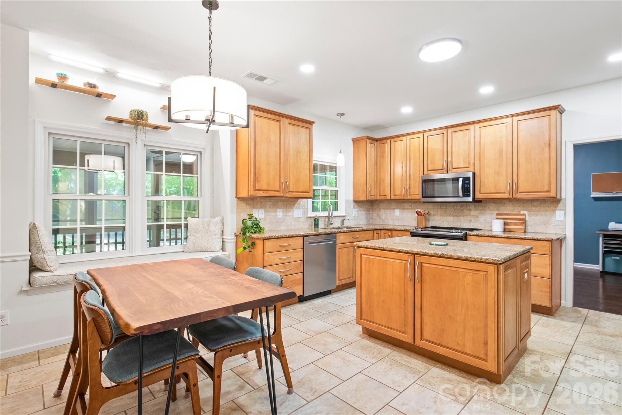 2908 Seton Drive — Matthews