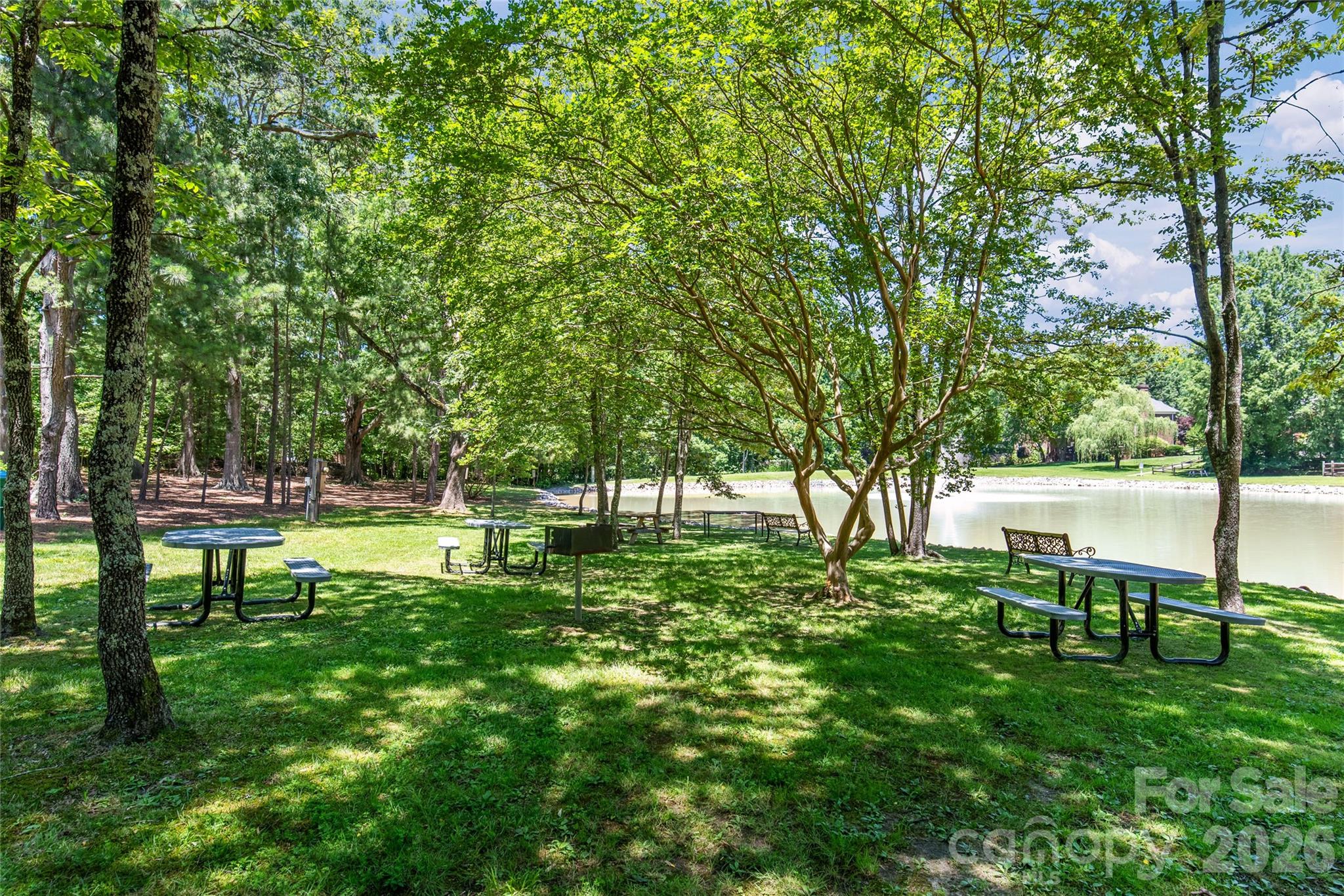 2908 Seton Drive — Matthews