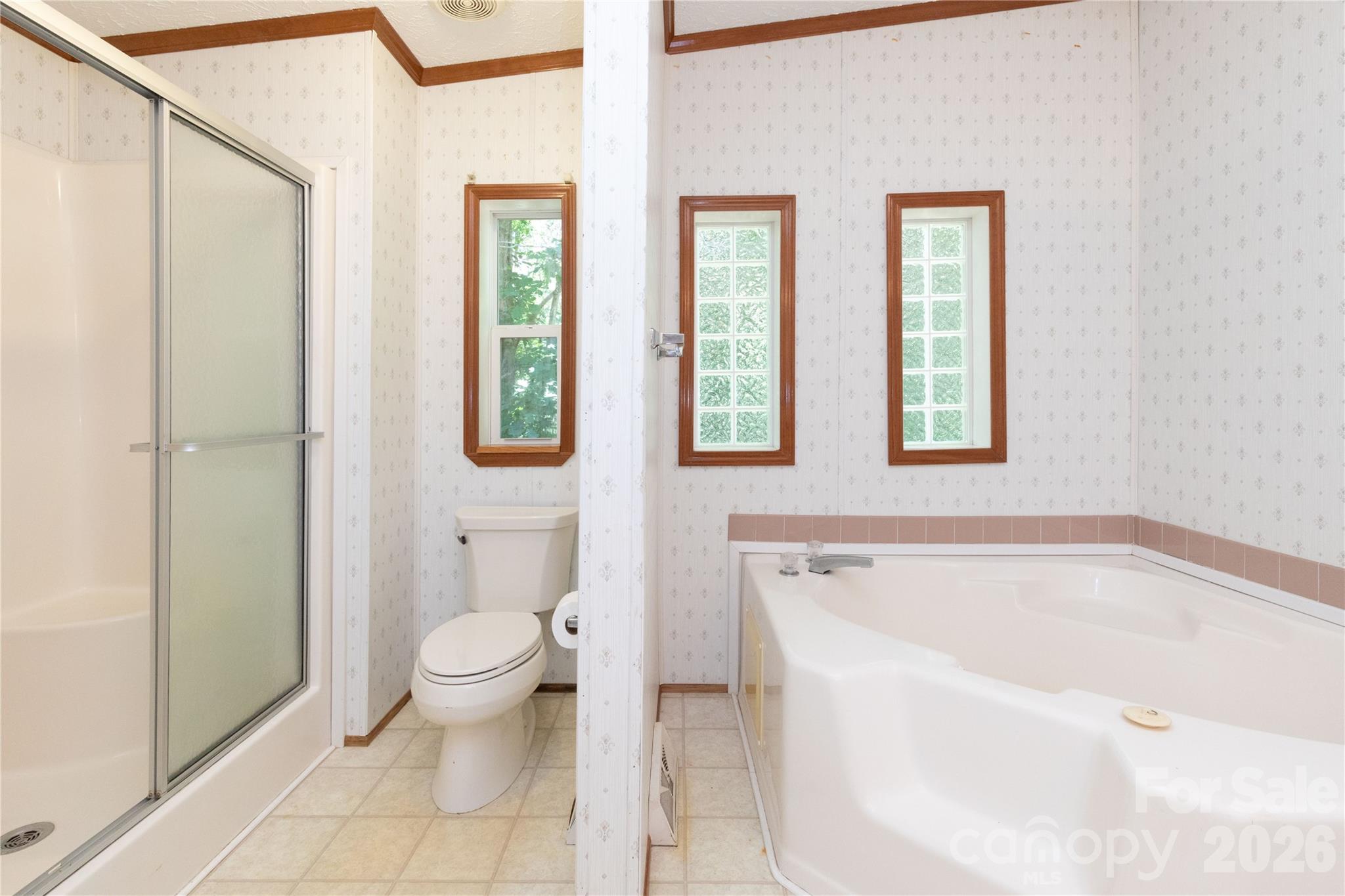 25 Sienna Drive — Asheville