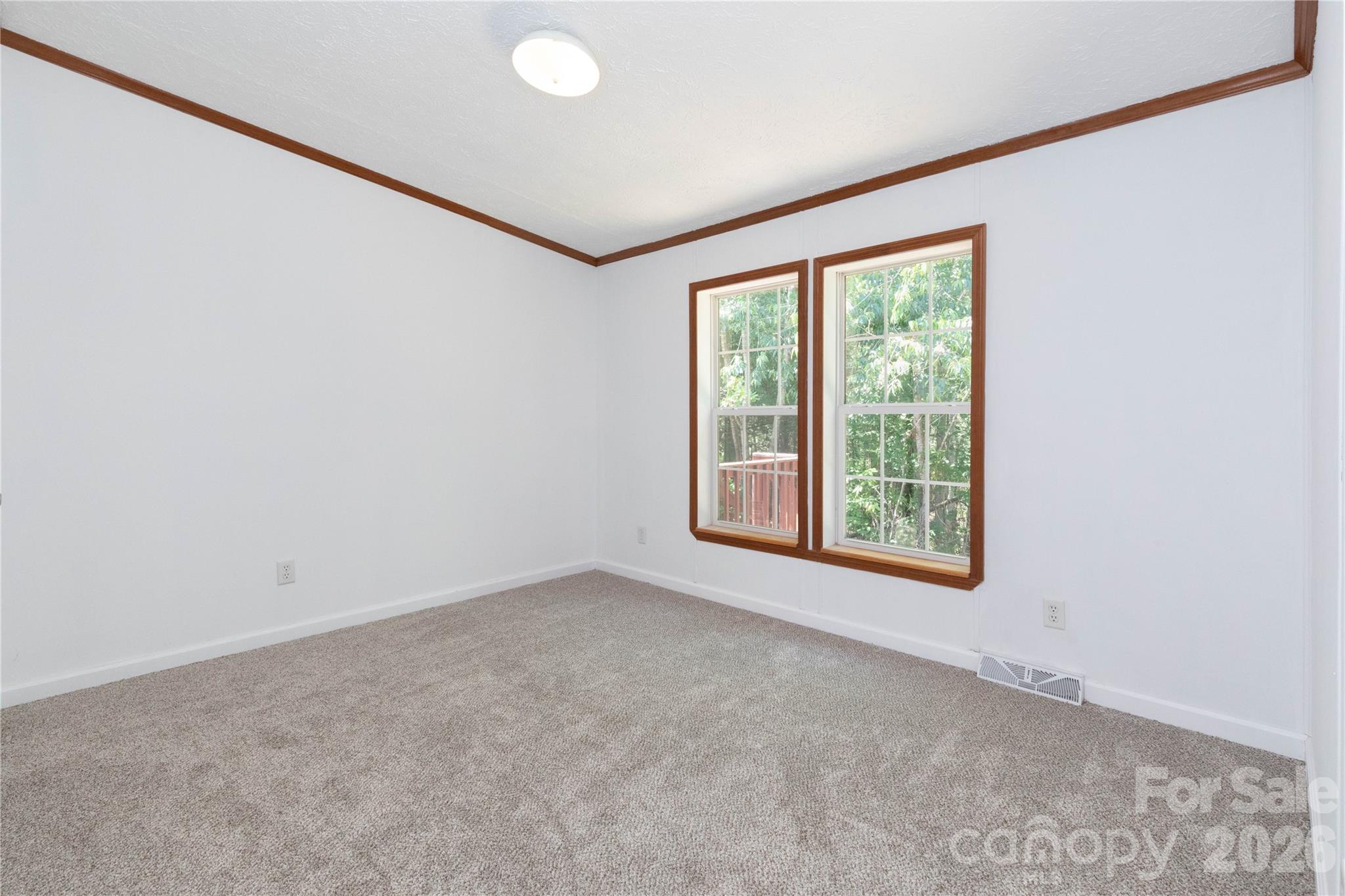 25 Sienna Drive — Asheville