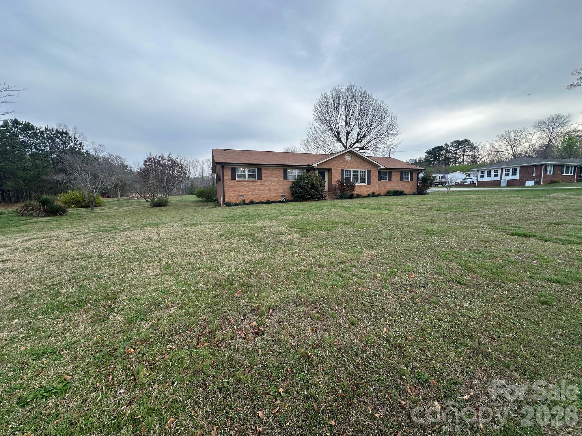 505 Highway 11 Highway E — Chesnee
