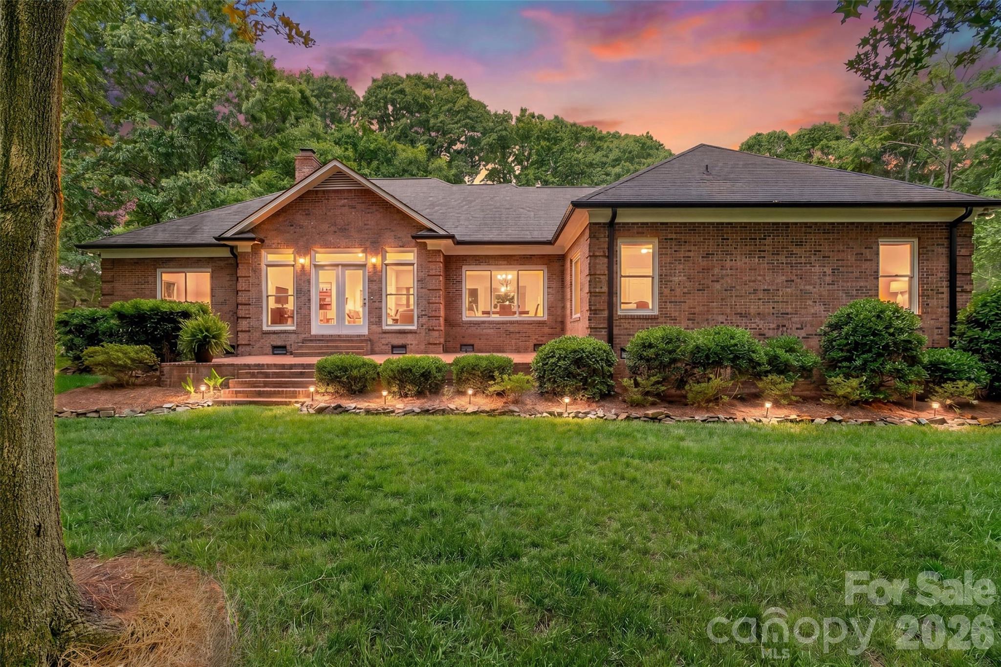 3406 Peninsula Court — Monroe