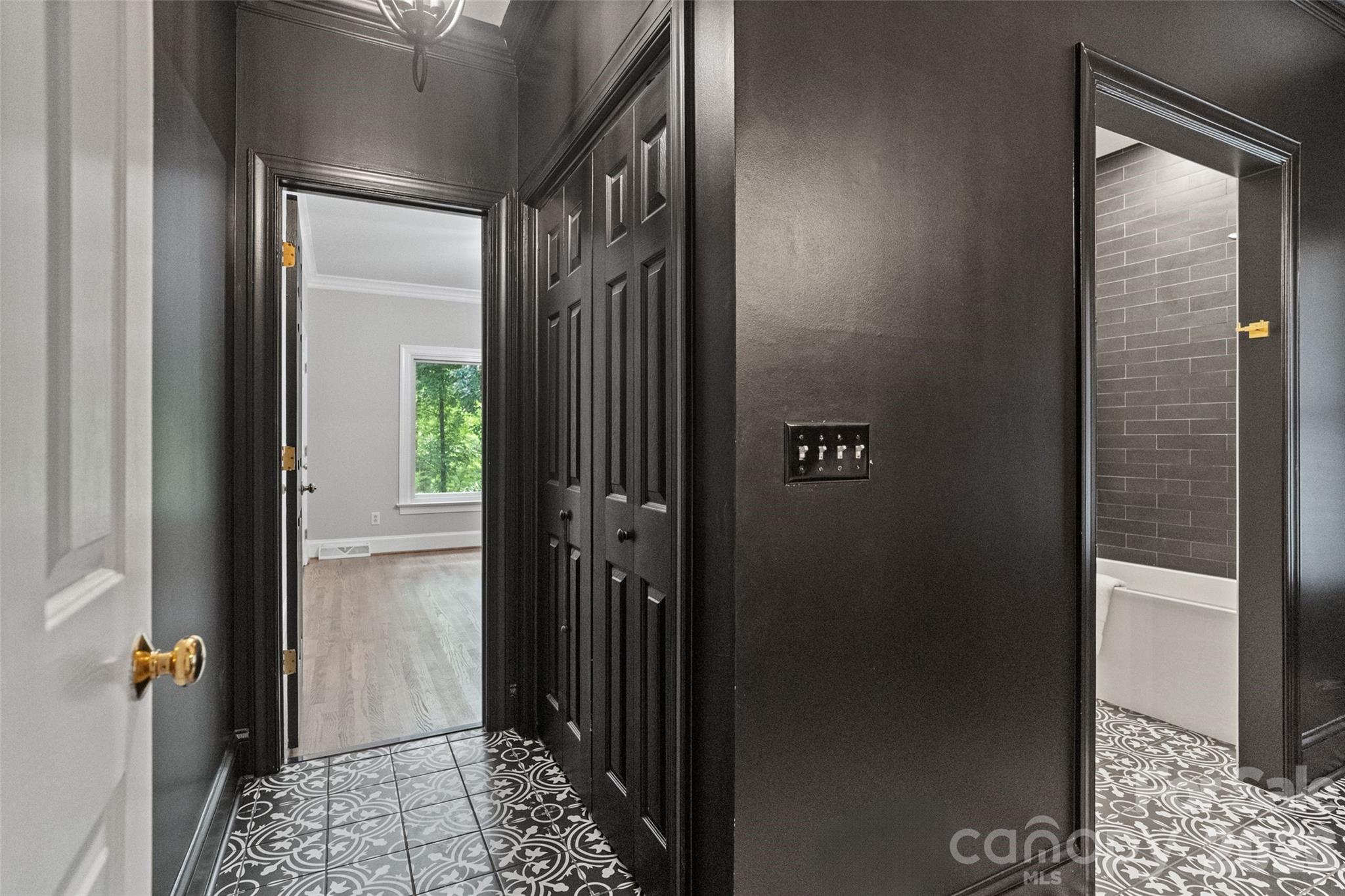 3406 Peninsula Court — Monroe