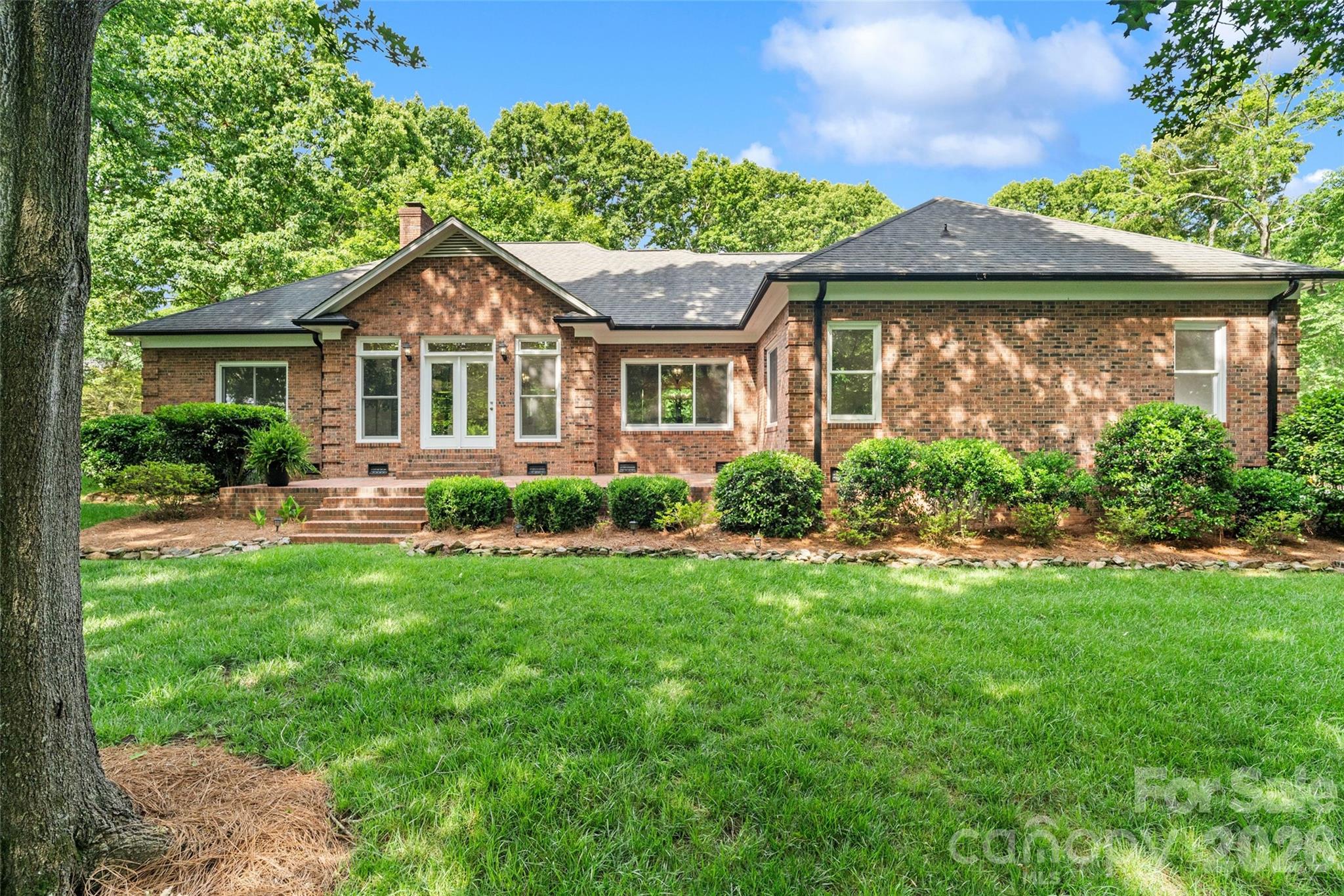 3406 Peninsula Court — Monroe