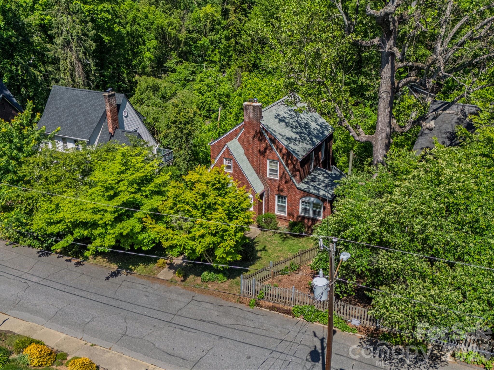 15 Sylvan Avenue — Asheville