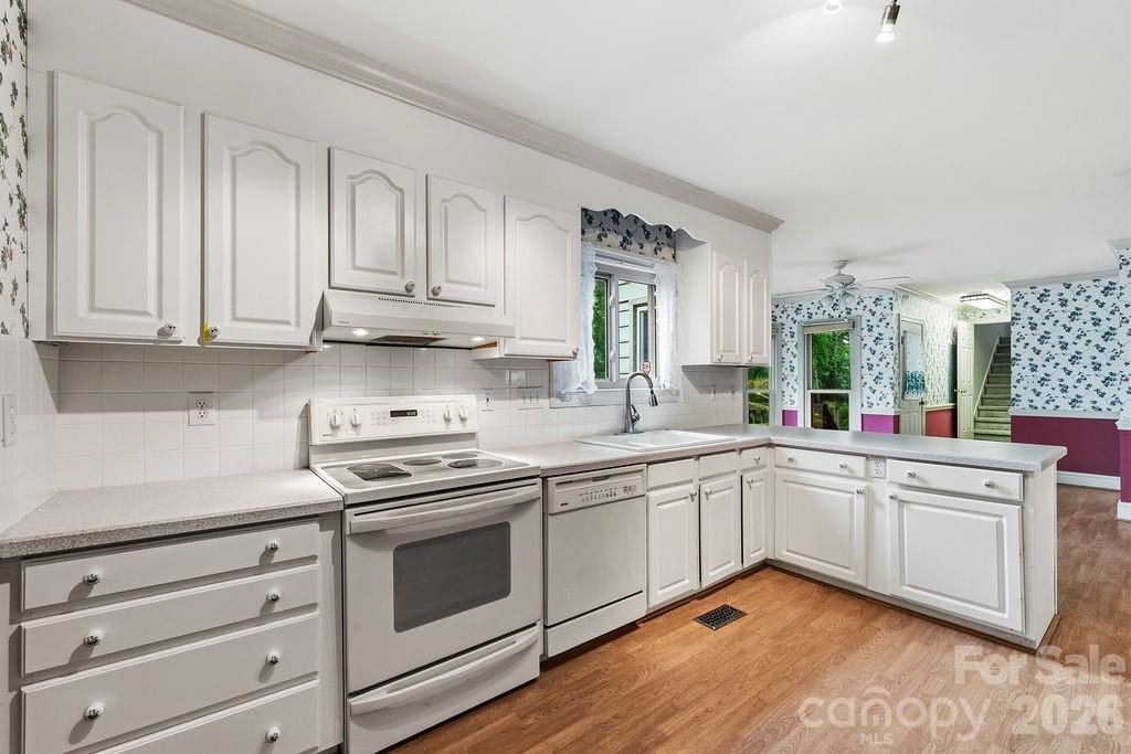 16524 Ranger Trail — Huntersville