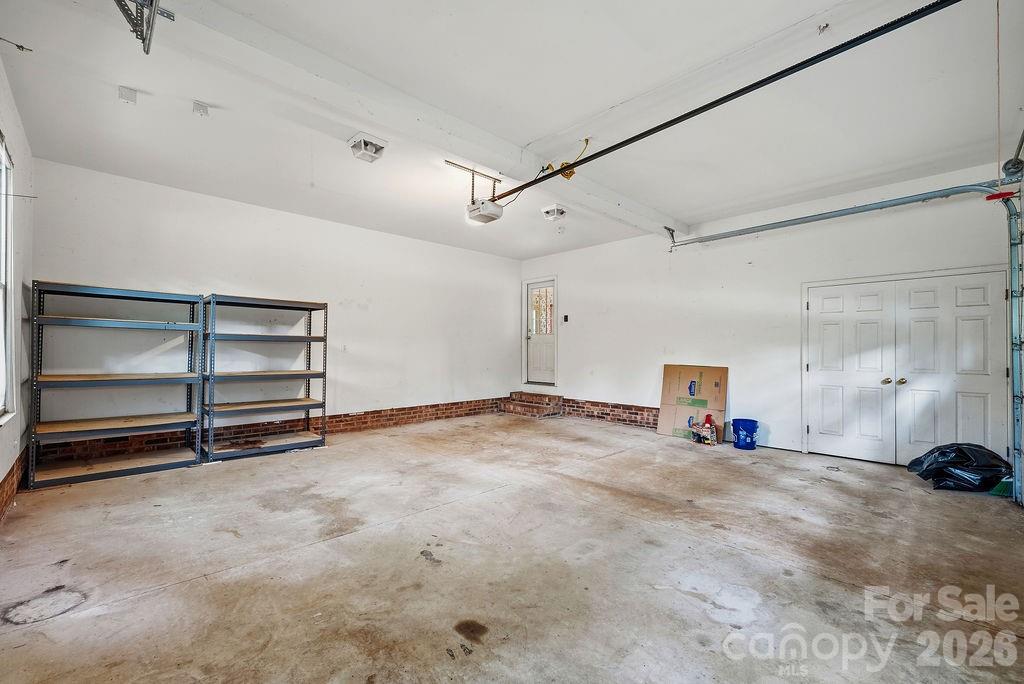 16524 Ranger Trail — Huntersville