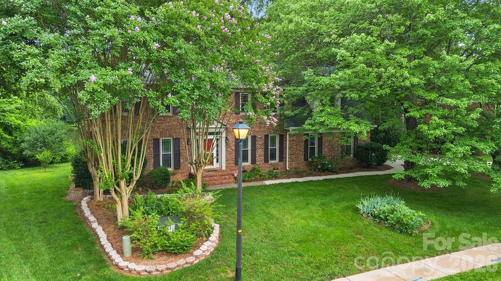 16524 Ranger Trail — Huntersville