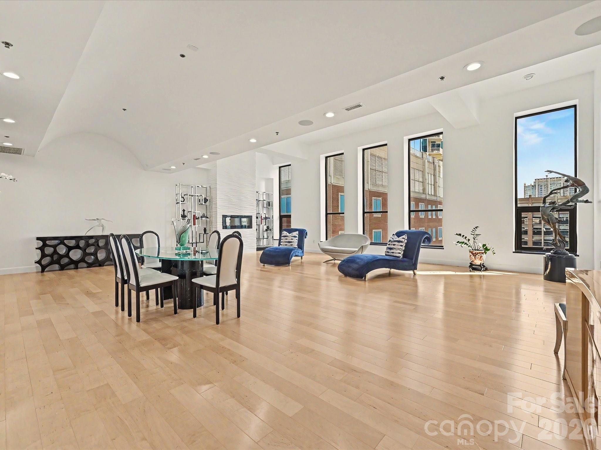 127 N Tryon Street #509.510 — Charlotte