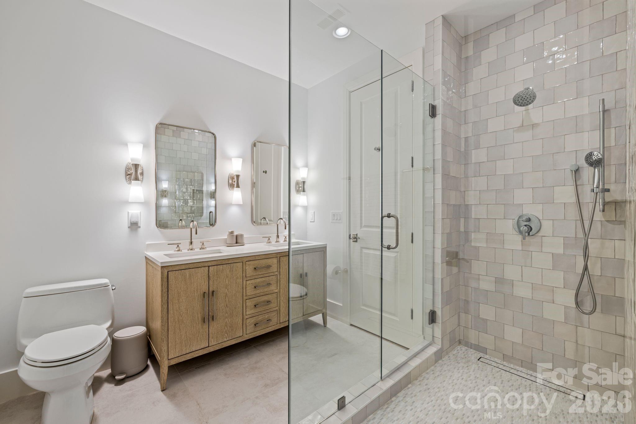 215 Milford Circle — Mooresville