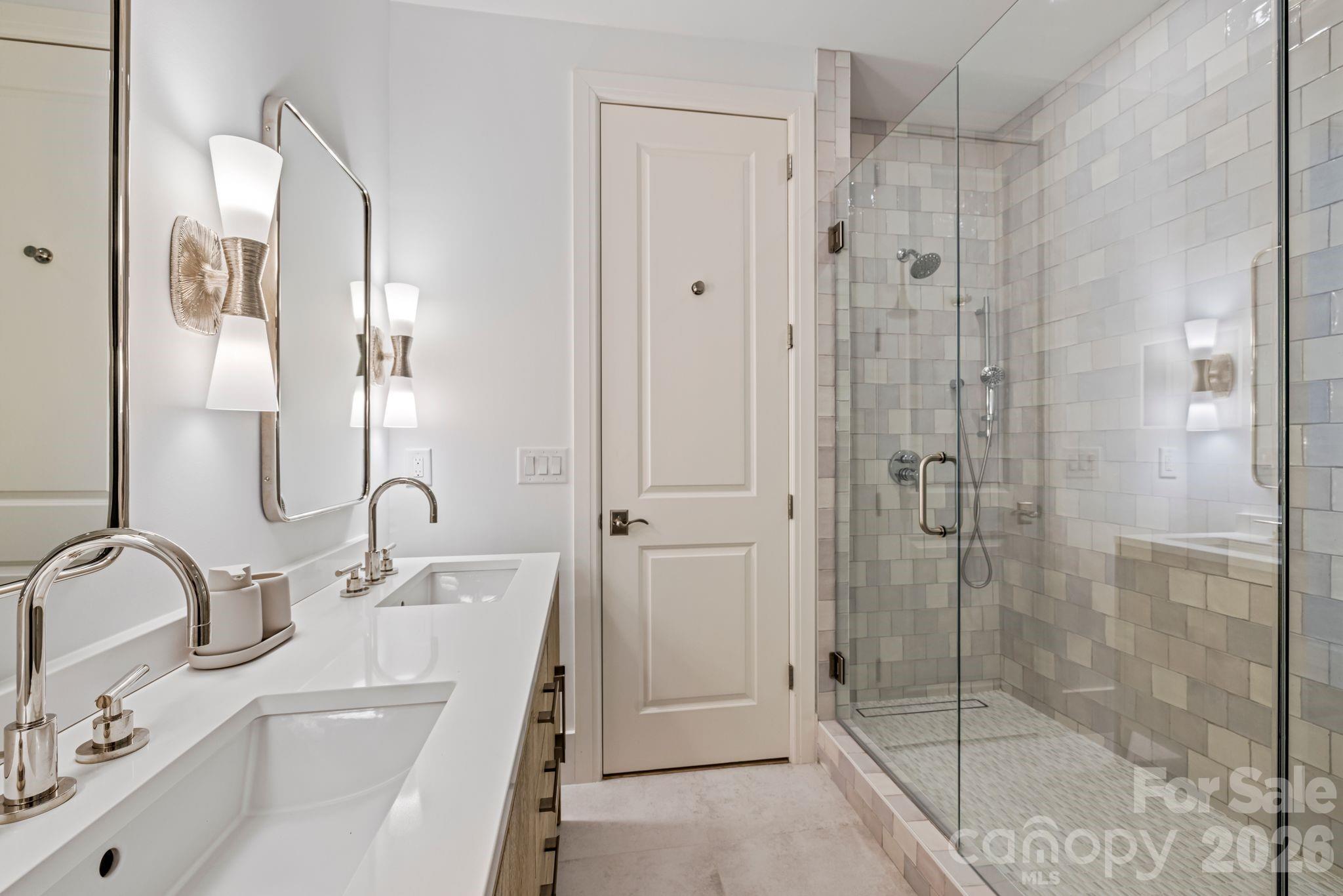 215 Milford Circle — Mooresville