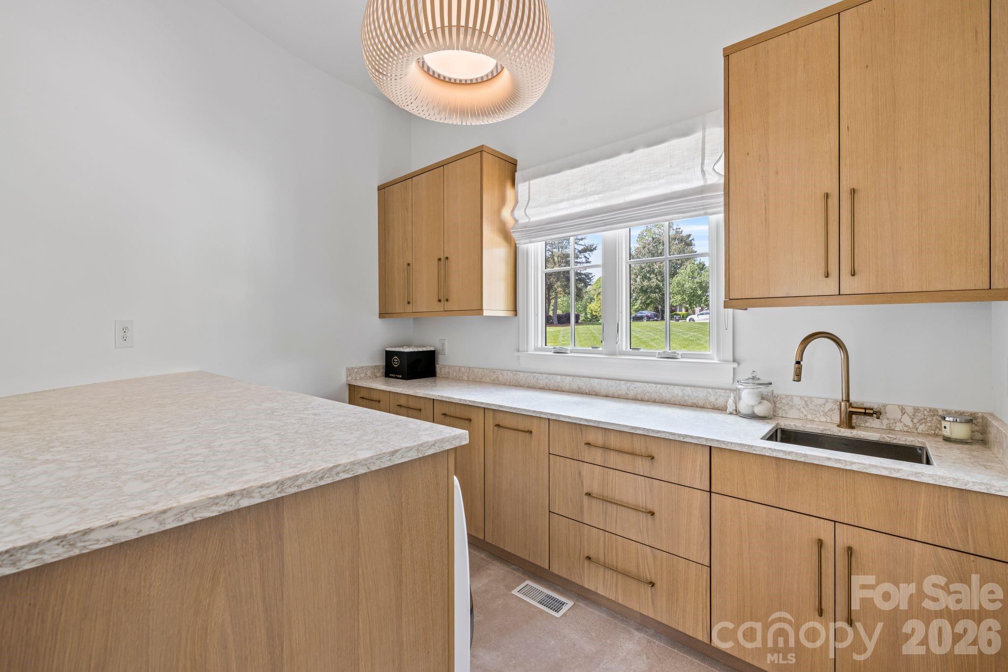 215 Milford Circle — Mooresville