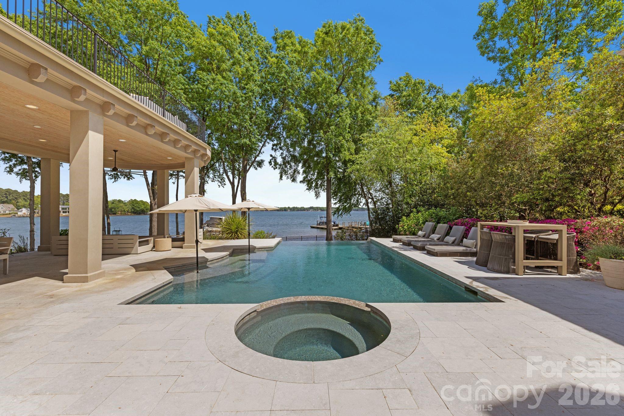 215 Milford Circle — Mooresville