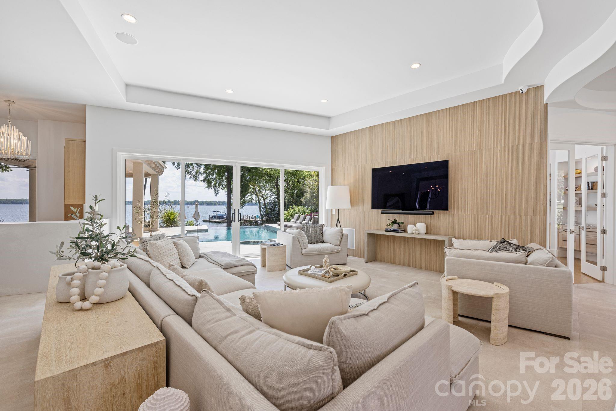 215 Milford Circle — Mooresville