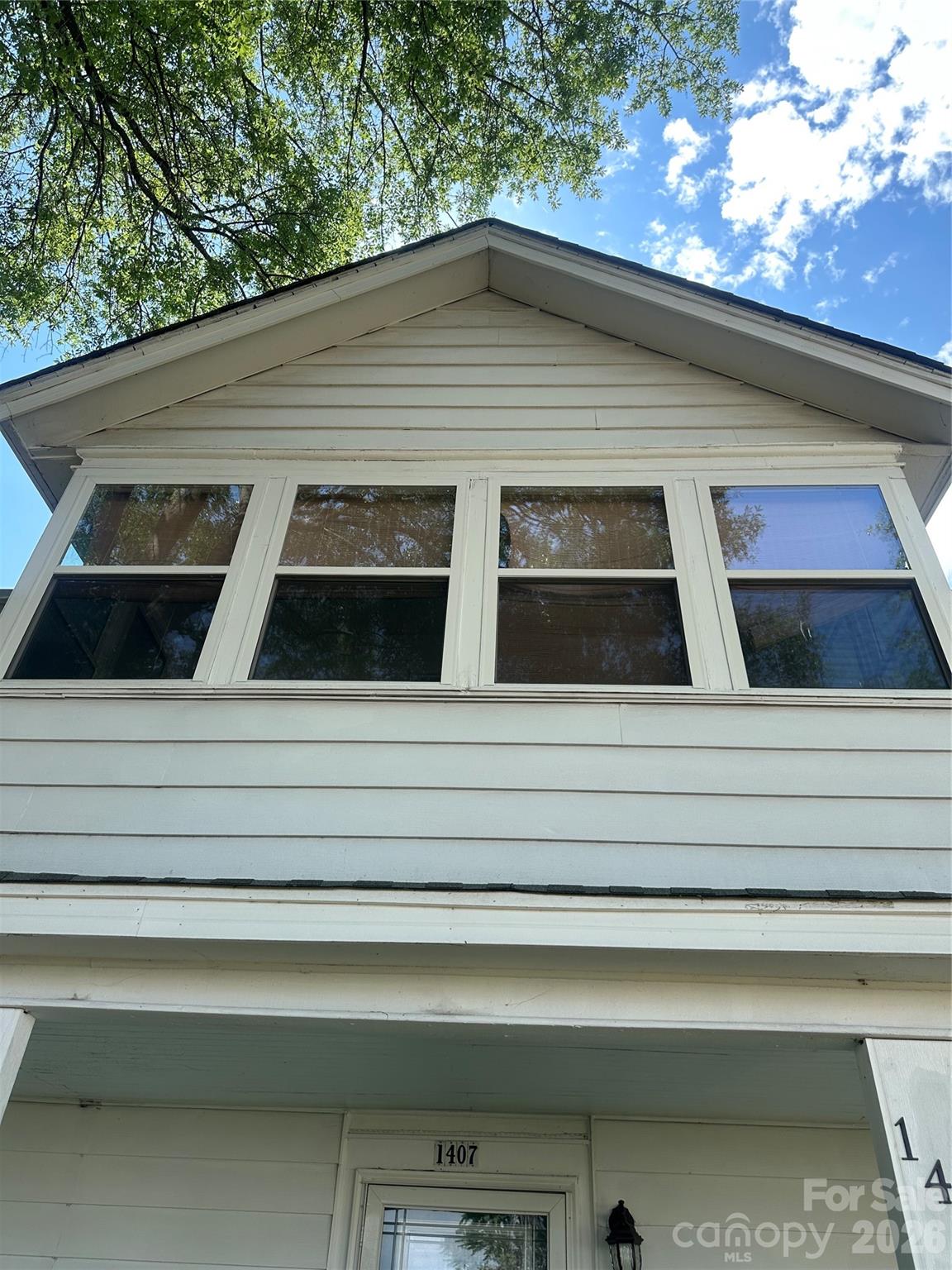 1407 N College Avenue — Newton
