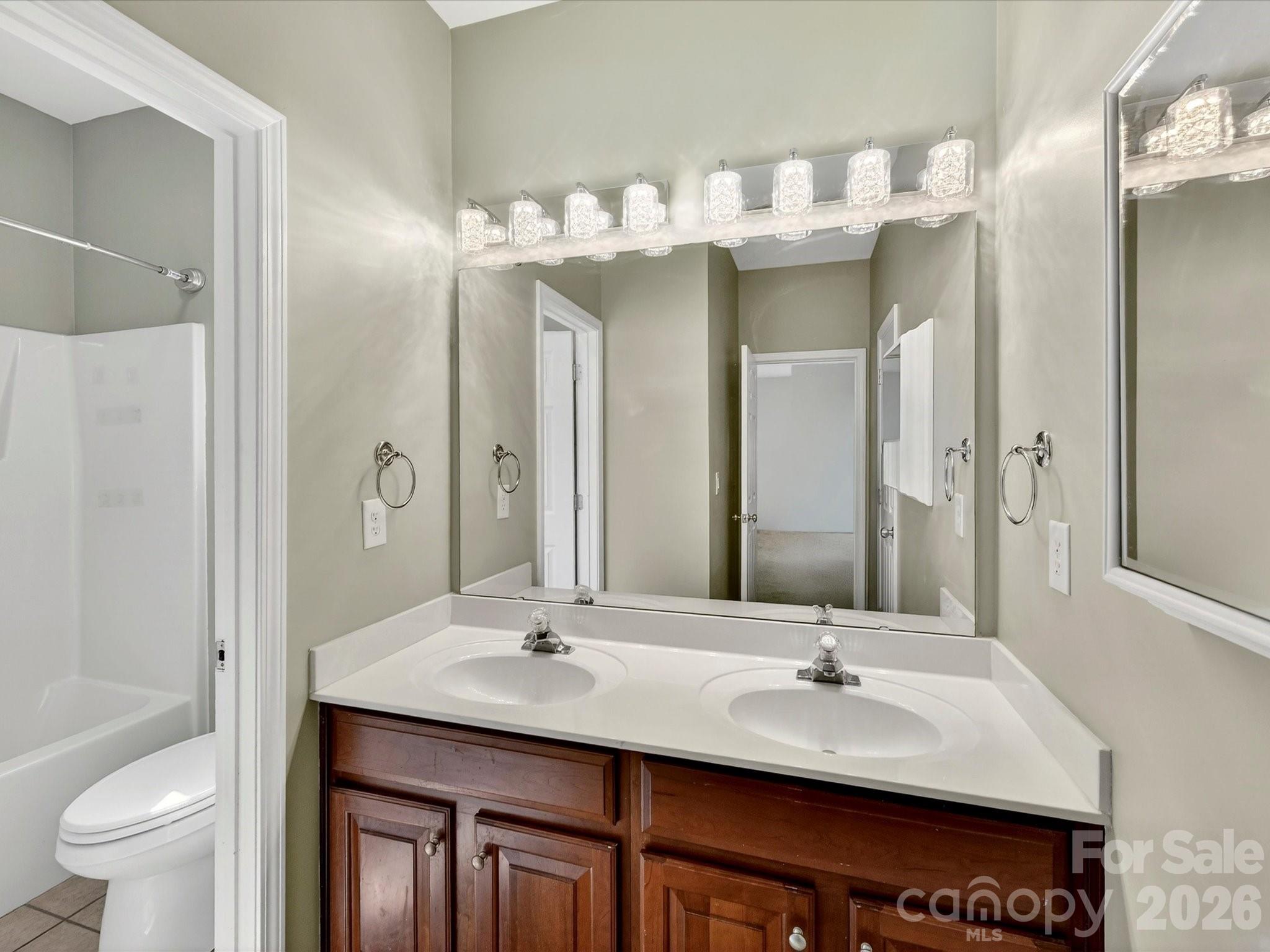 1788 Oakmont Drive — Denver