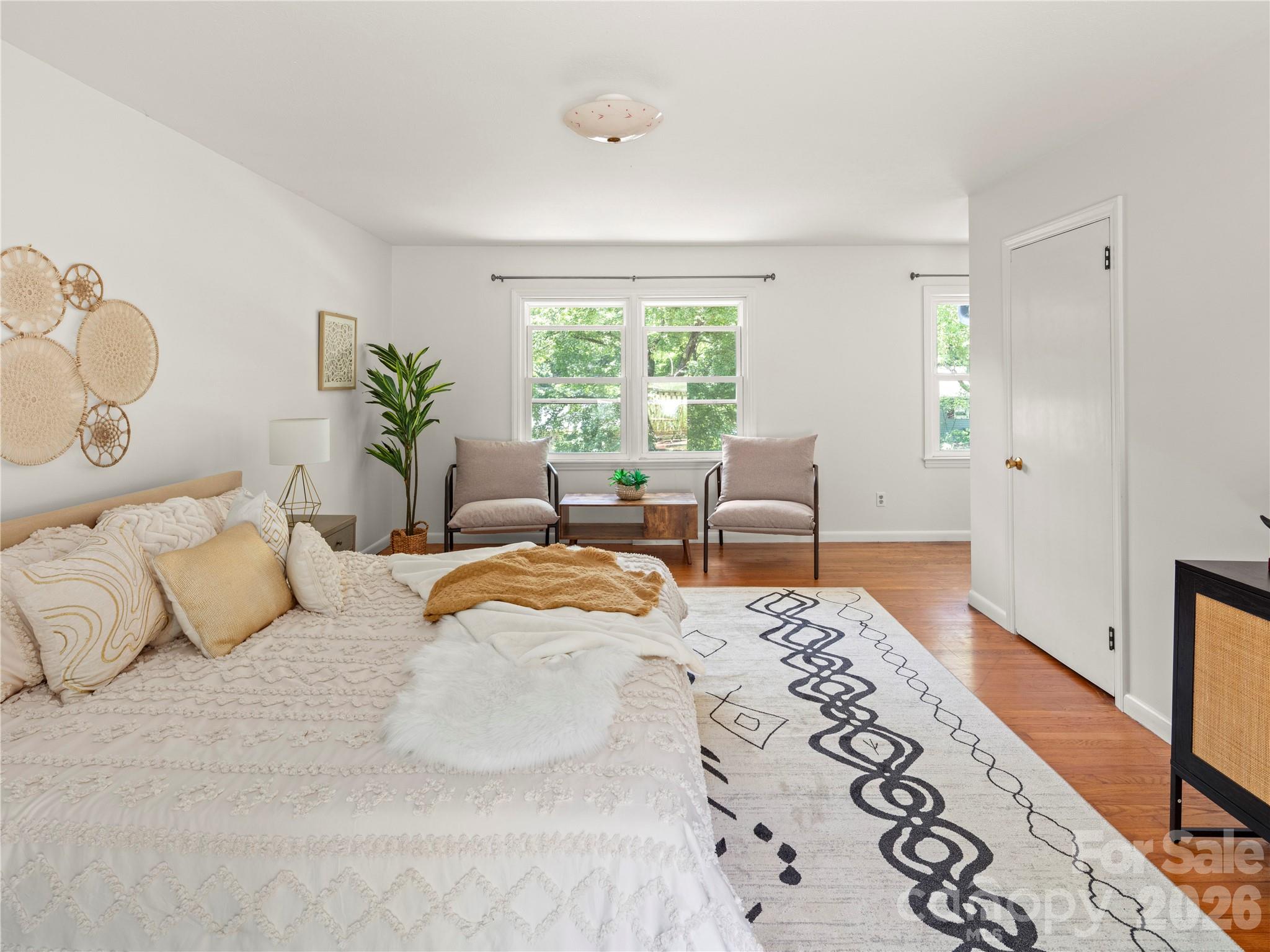 18 Pinewood Place — Asheville