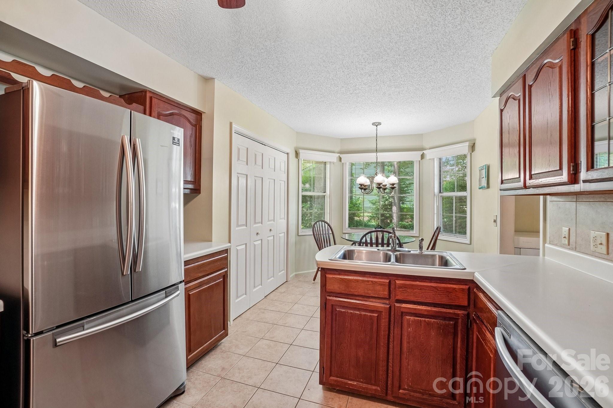 7 St. Andrews Drive — Etowah