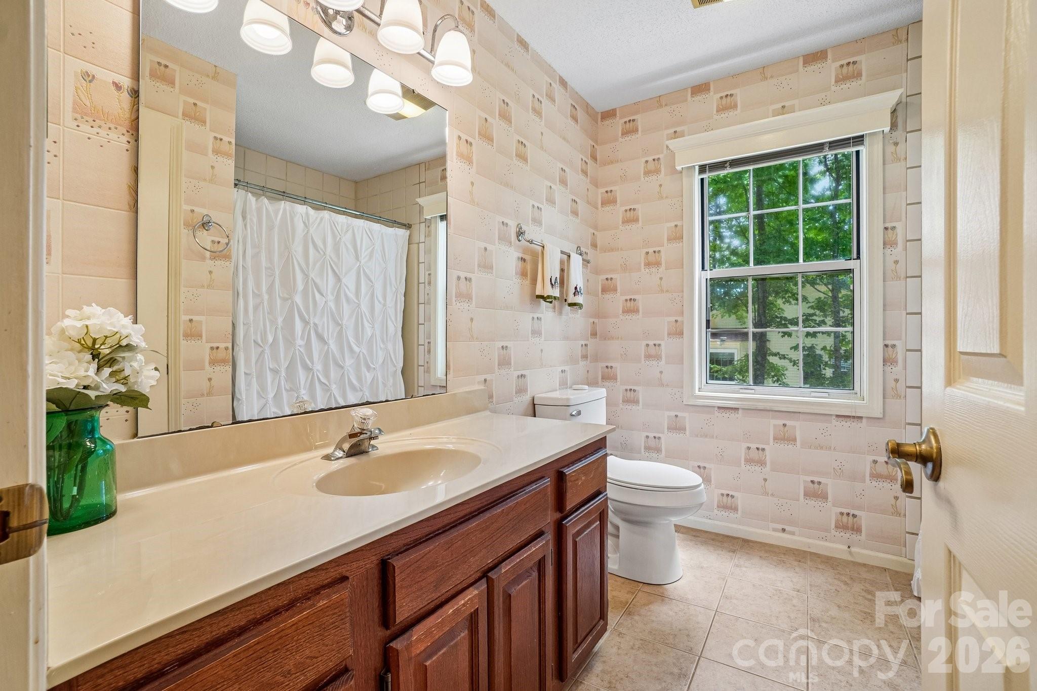 7 St. Andrews Drive — Etowah