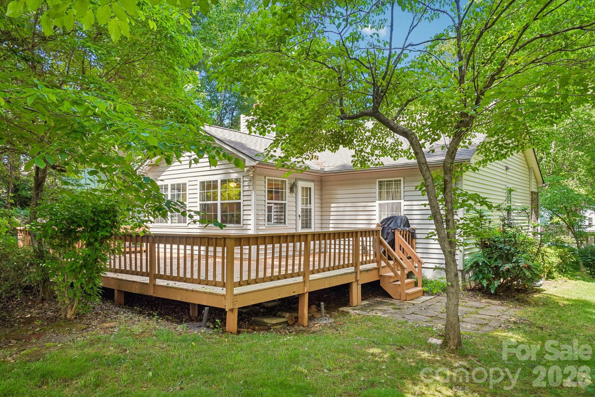 7 St. Andrews Drive — Etowah