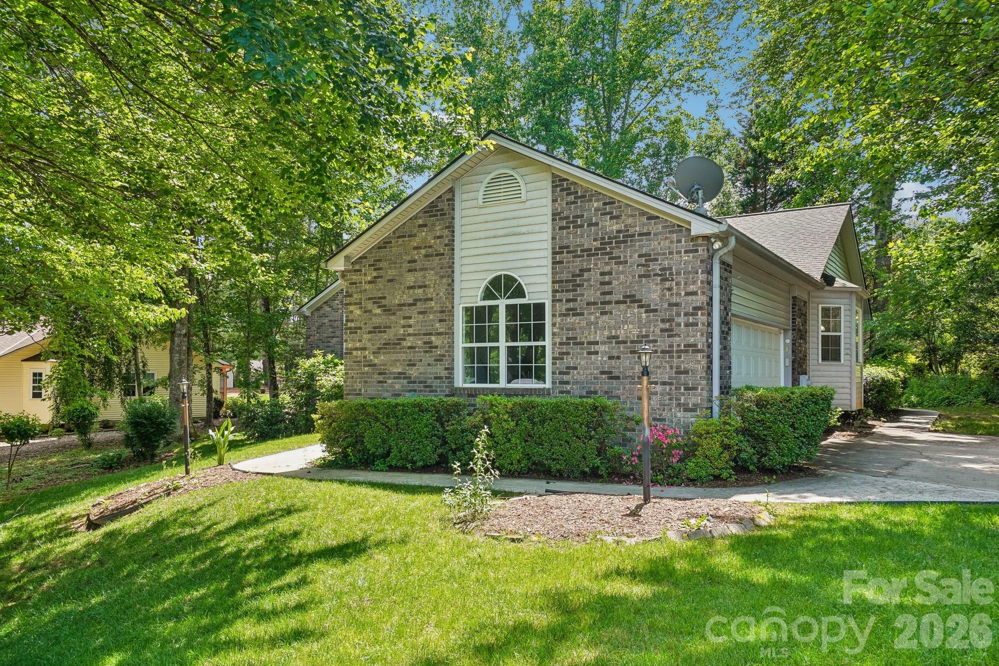7 St. Andrews Drive — Etowah