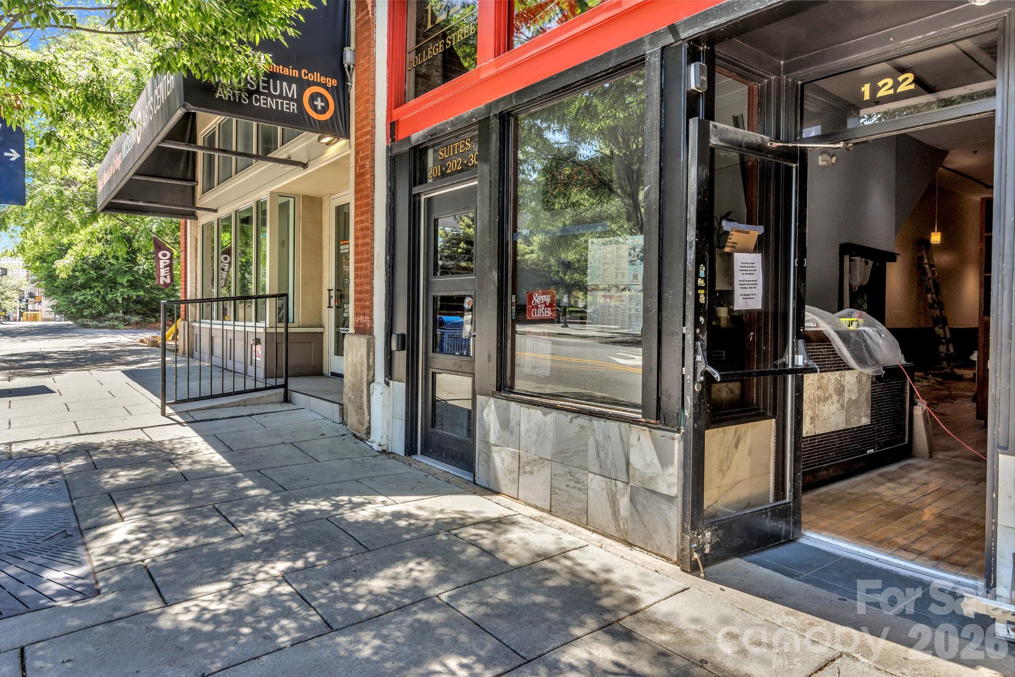 122 College Street #202 — Asheville