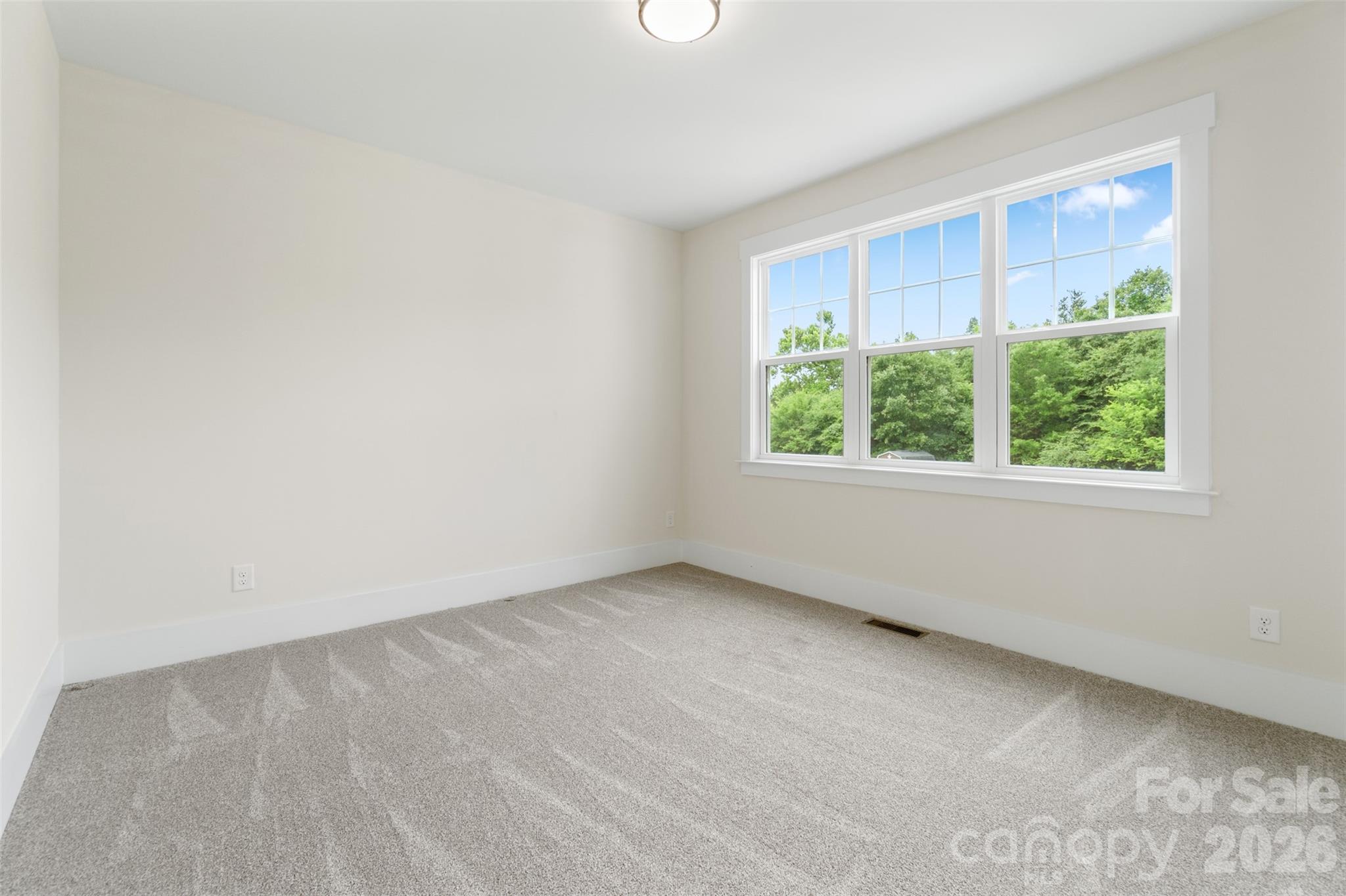 1047 Hearth Lane SW — Concord