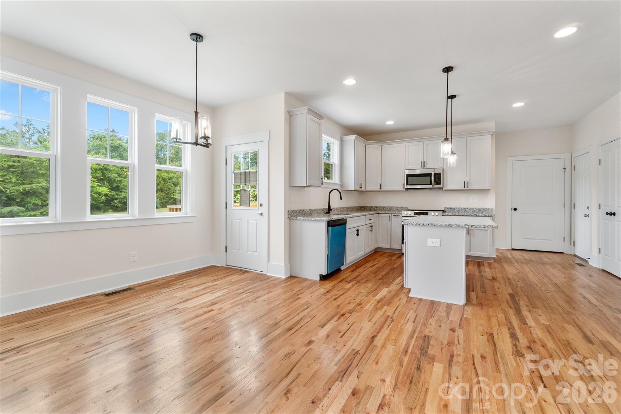 1047 Hearth Lane SW — Concord