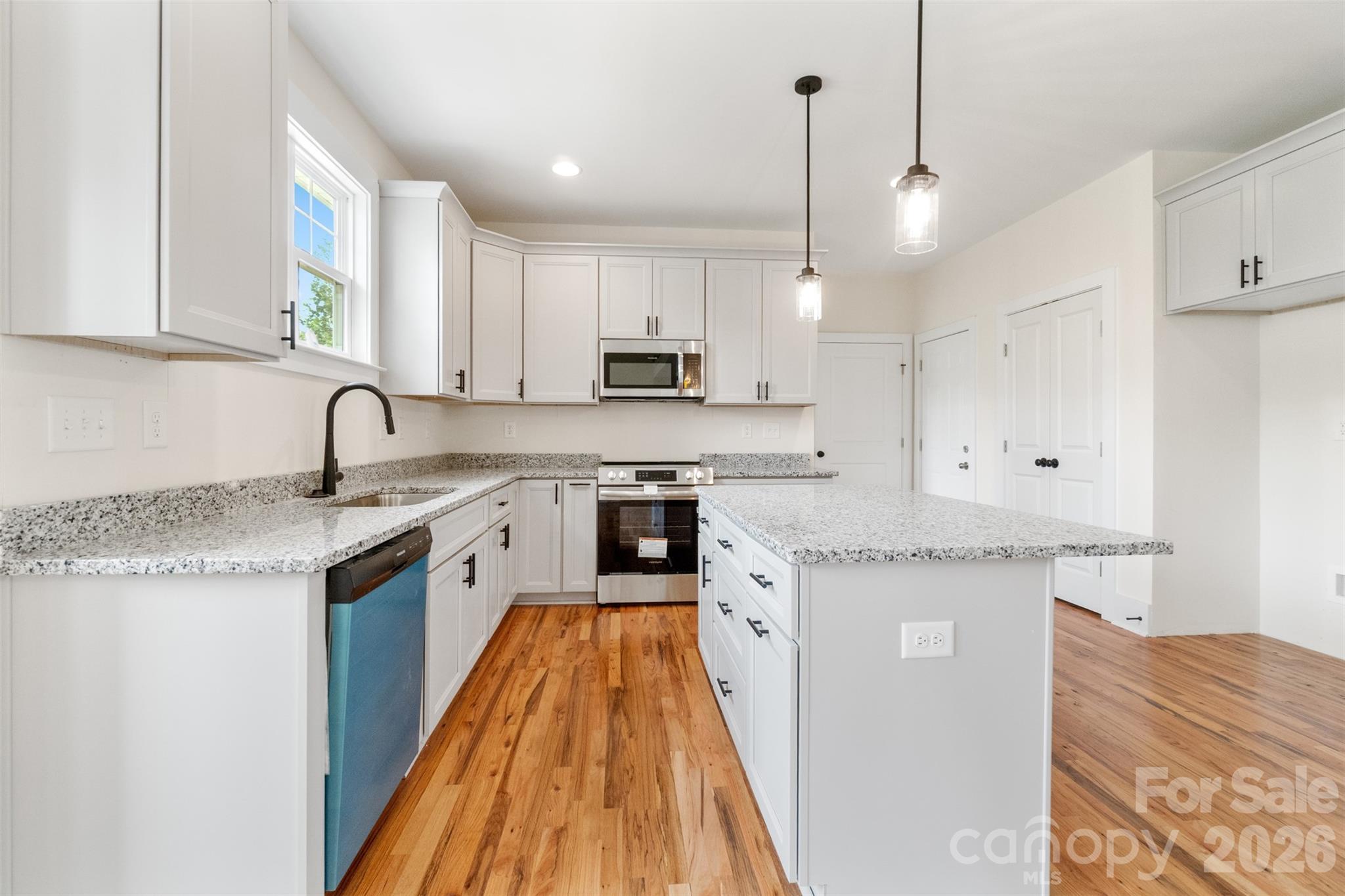 1047 Hearth Lane SW — Concord