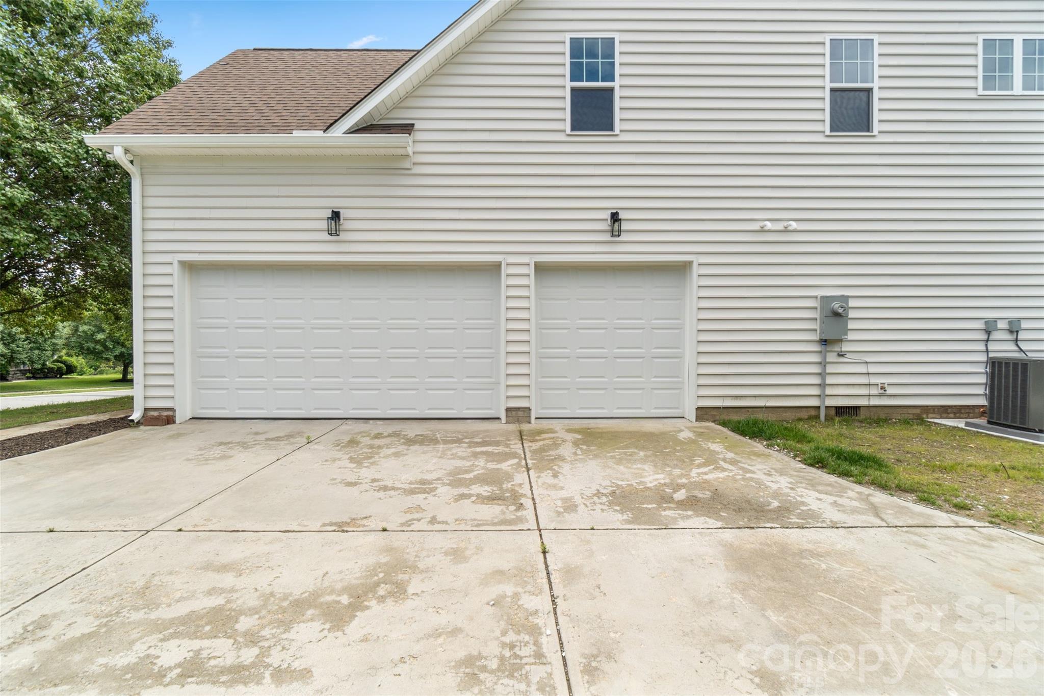 1047 Hearth Lane SW — Concord