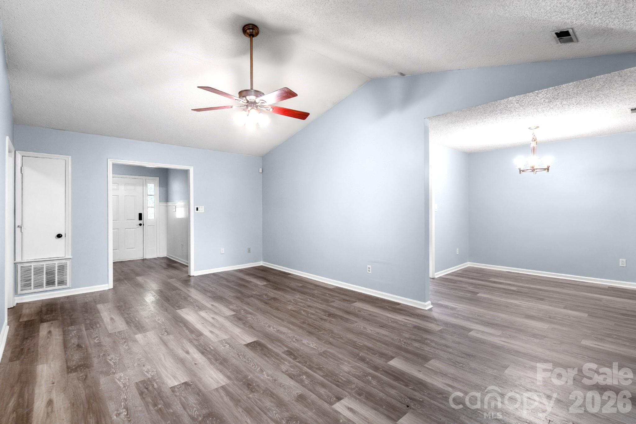 13615 Wildiris Court — Pineville