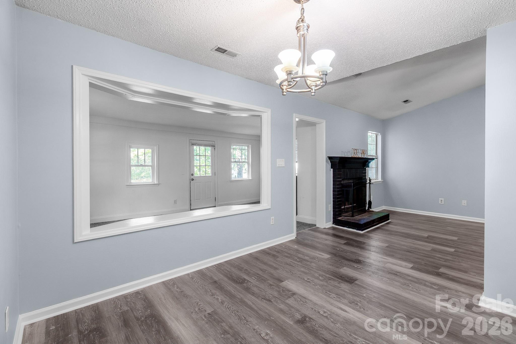 13615 Wildiris Court — Pineville