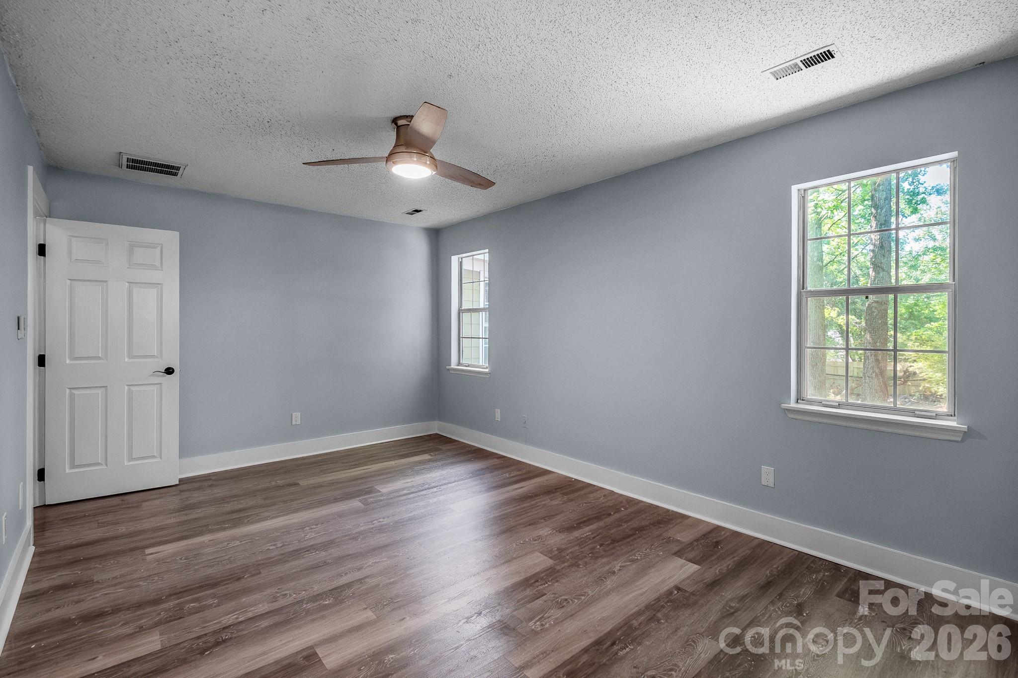 13615 Wildiris Court — Pineville