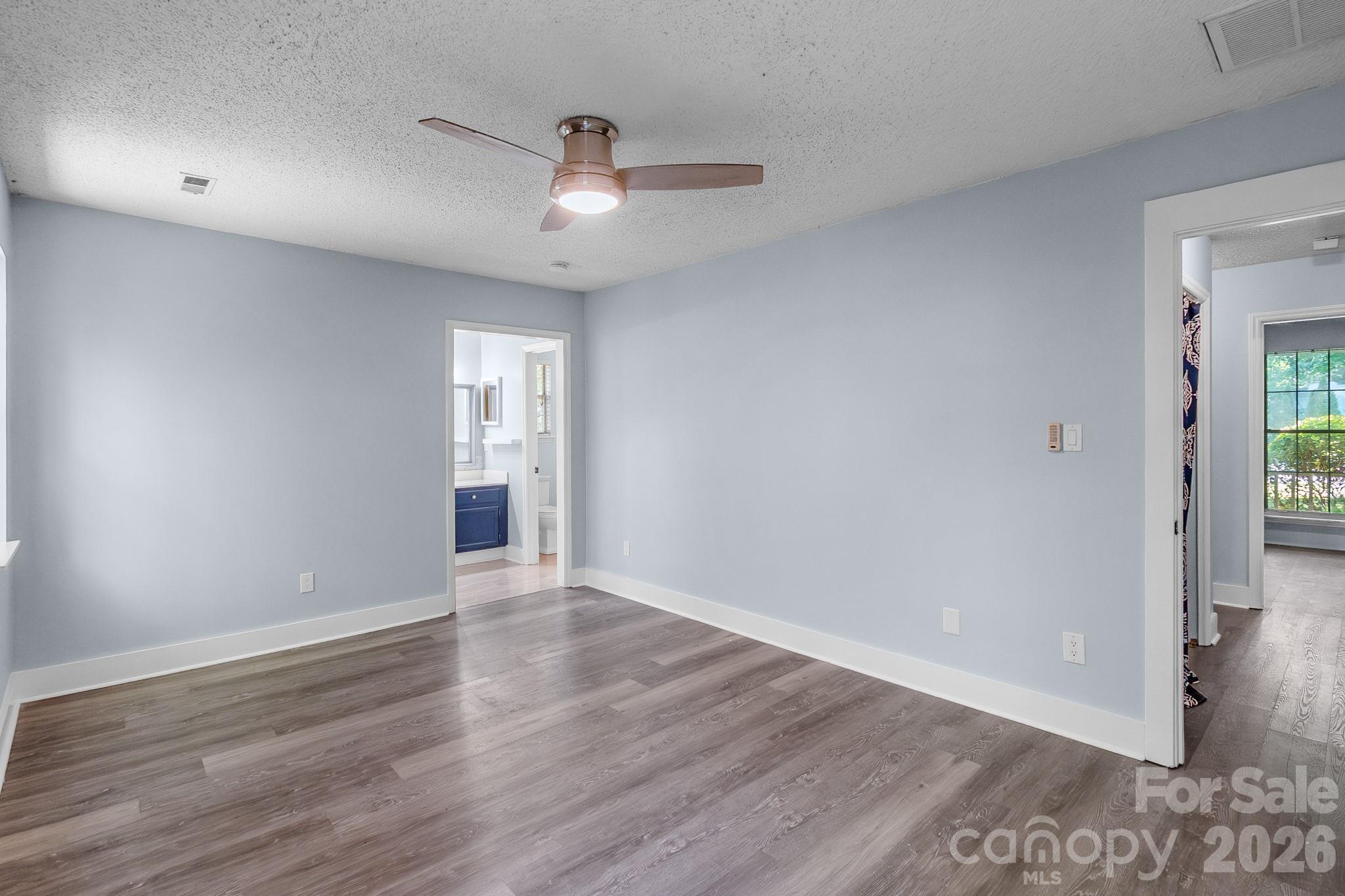 13615 Wildiris Court — Pineville