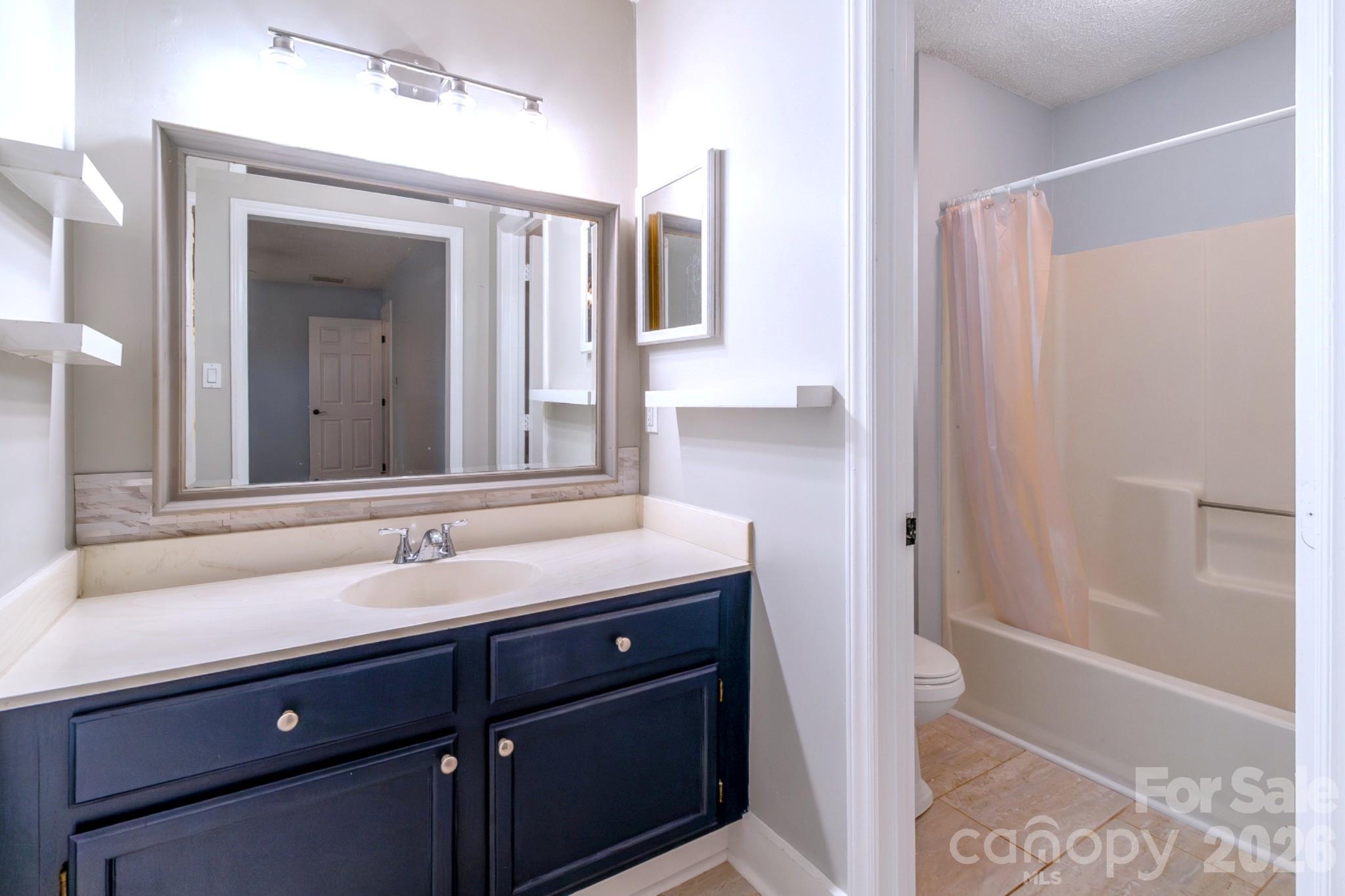 13615 Wildiris Court — Pineville
