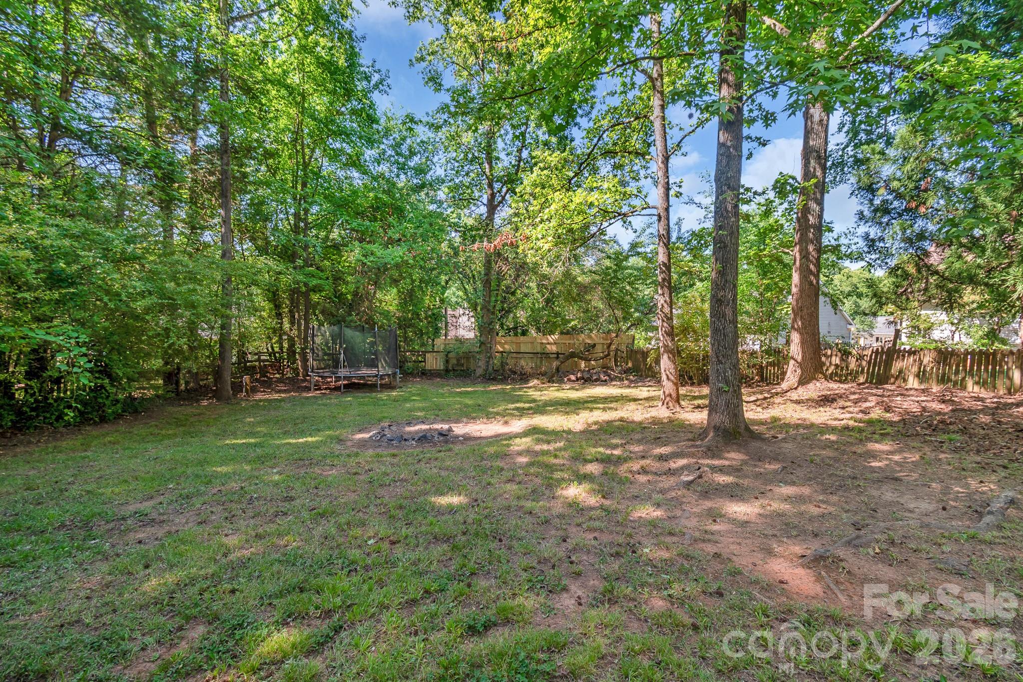 13615 Wildiris Court — Pineville