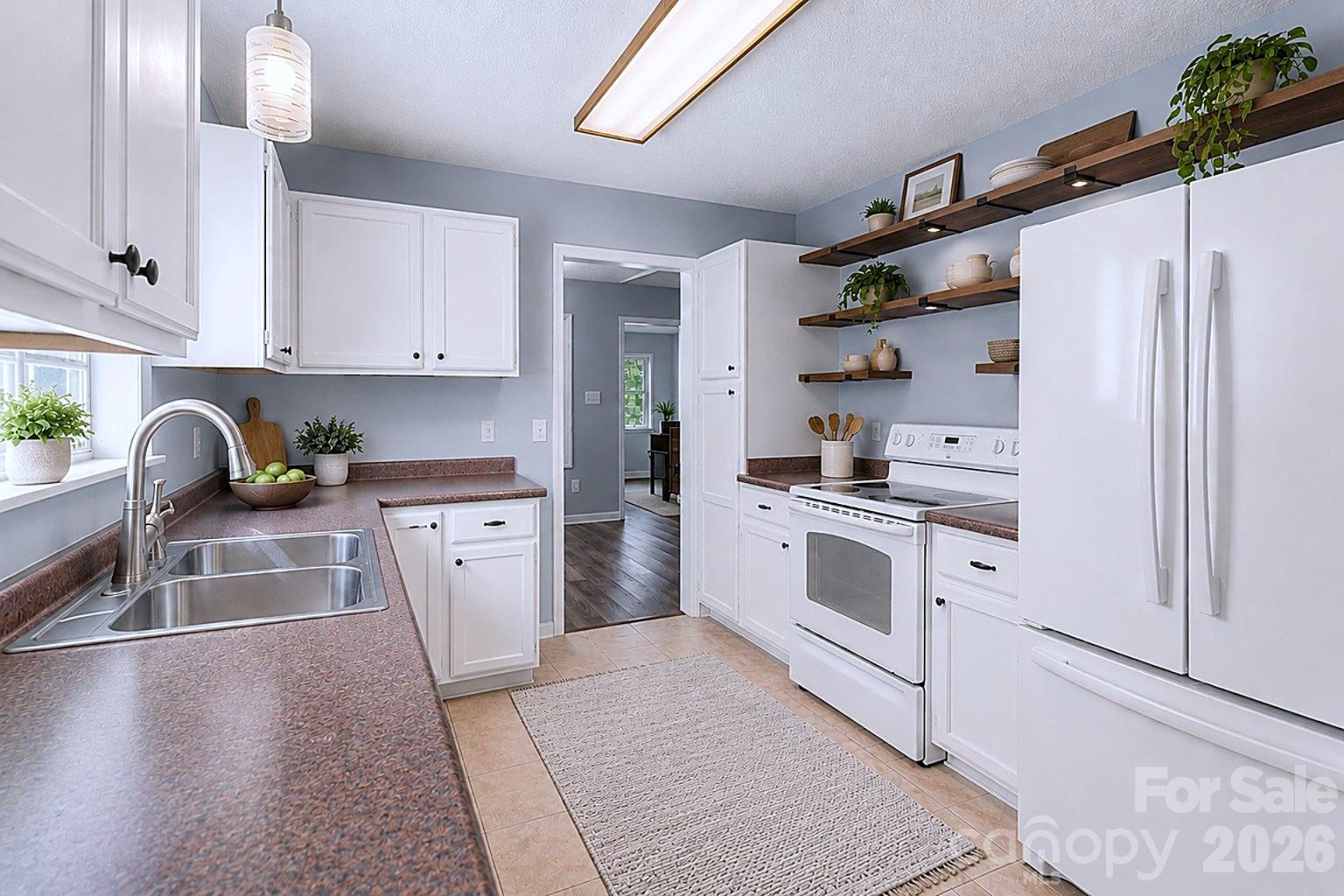 13615 Wildiris Court — Pineville