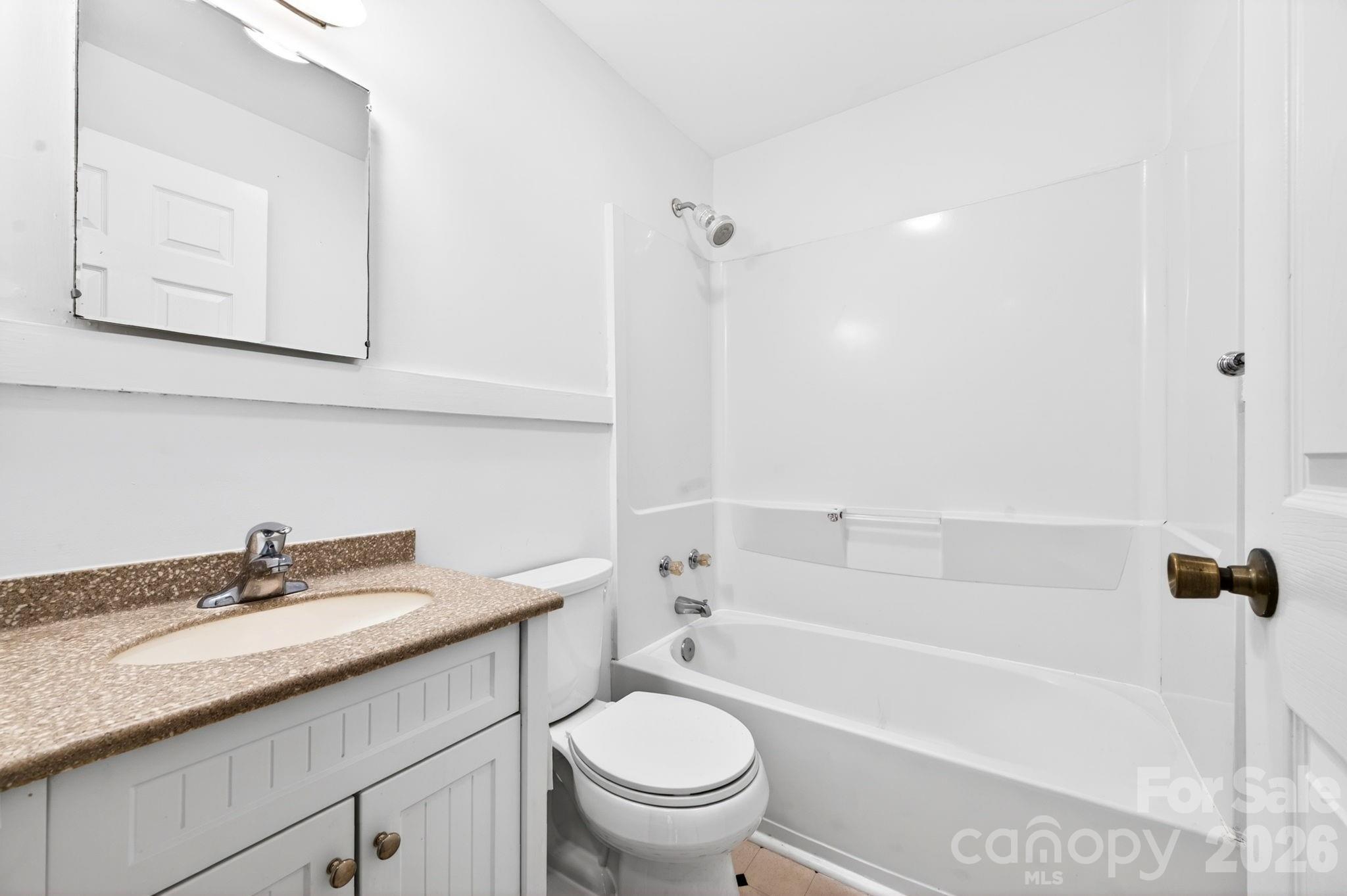122 Coleman Avenue — Asheville