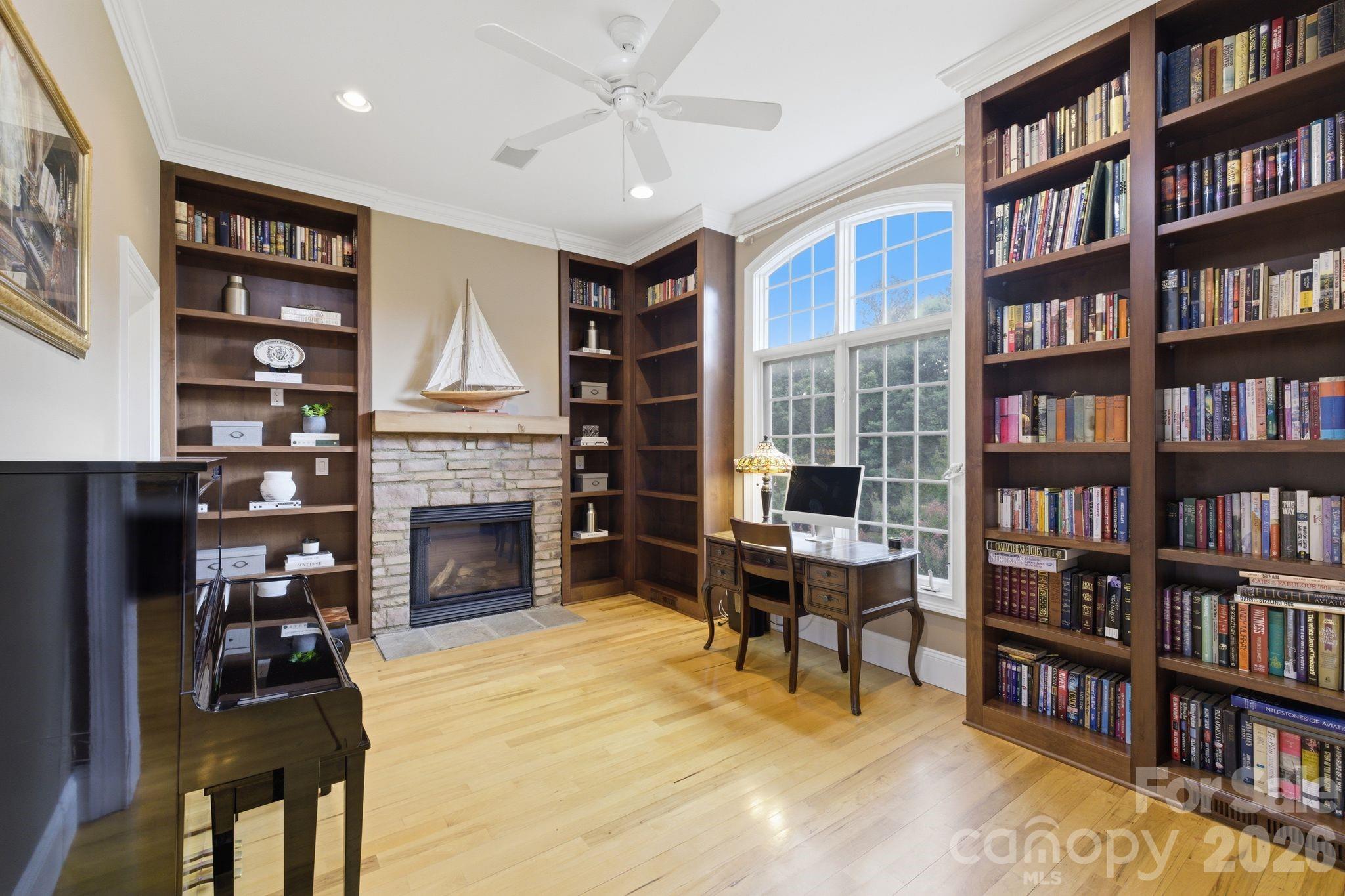 2420 Crofte Drive — Sherrills Ford
