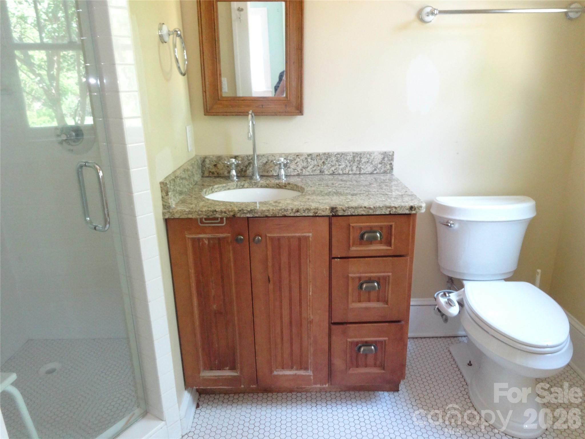 33 Church Street — Weaverville